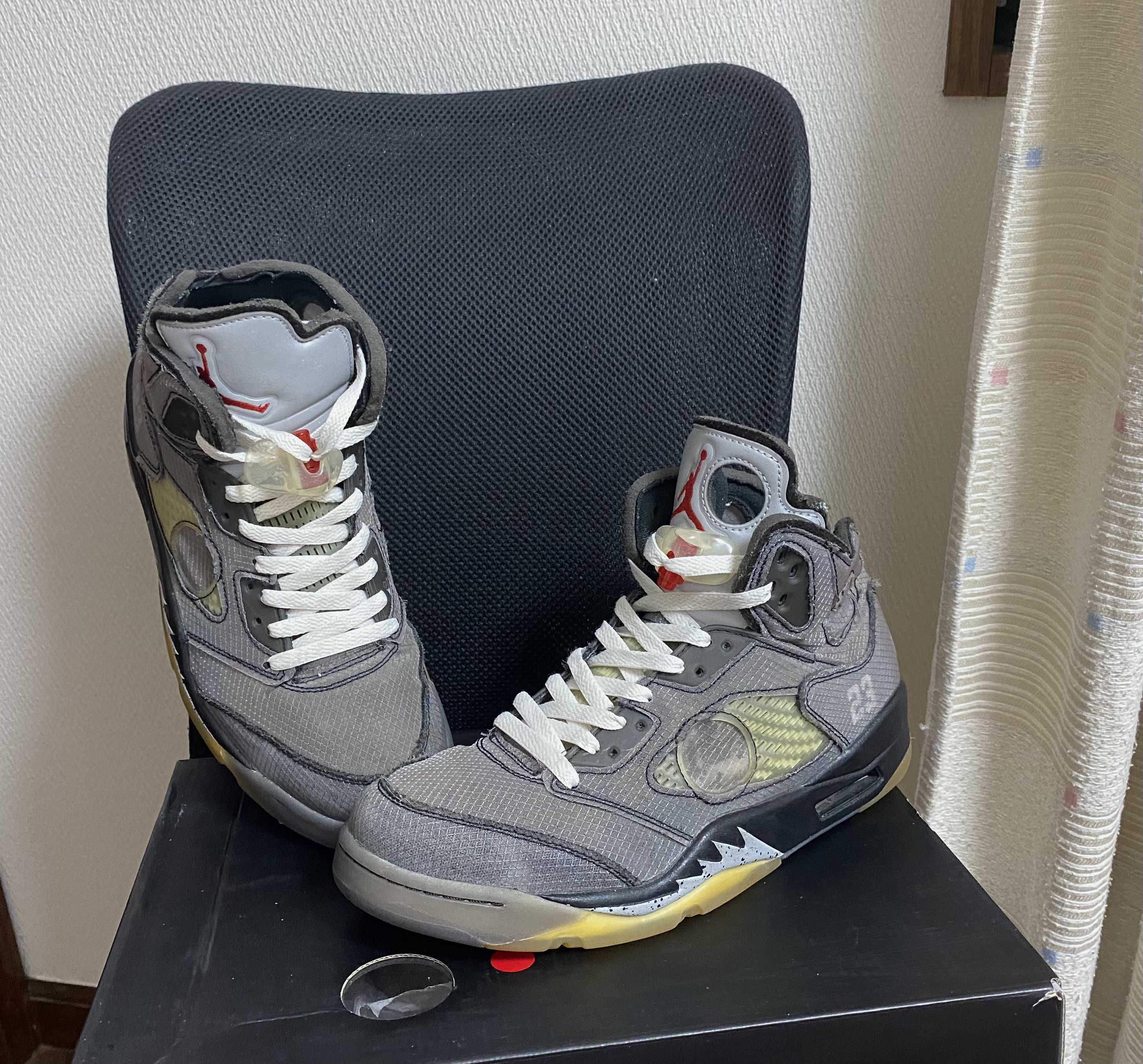 Off-White × Nike Air Jordan 5 "Black/Muslin/Fire Red"