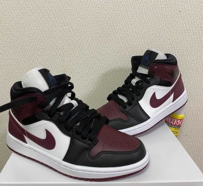 NIKE Women's AIR JORDAN 1 MID "DARK BEETROOT"