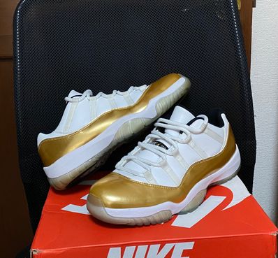 Air jordan 11 sales retro low closing ceremony