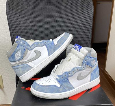 Nike Air Jordan 1 High OG "Hyper Royal"