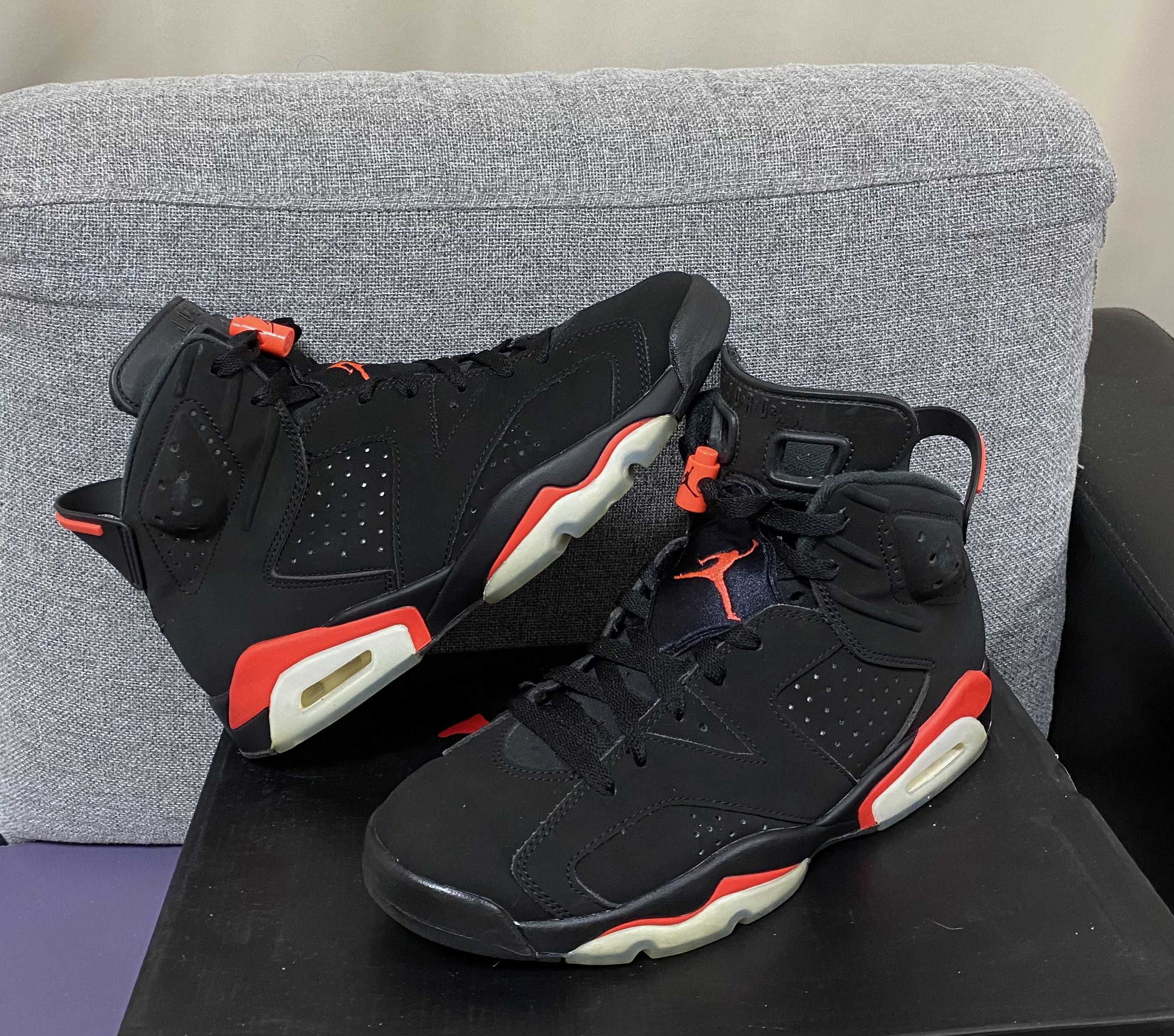 Nike Air Jordan 6 Retro OG "Black/Infrared"