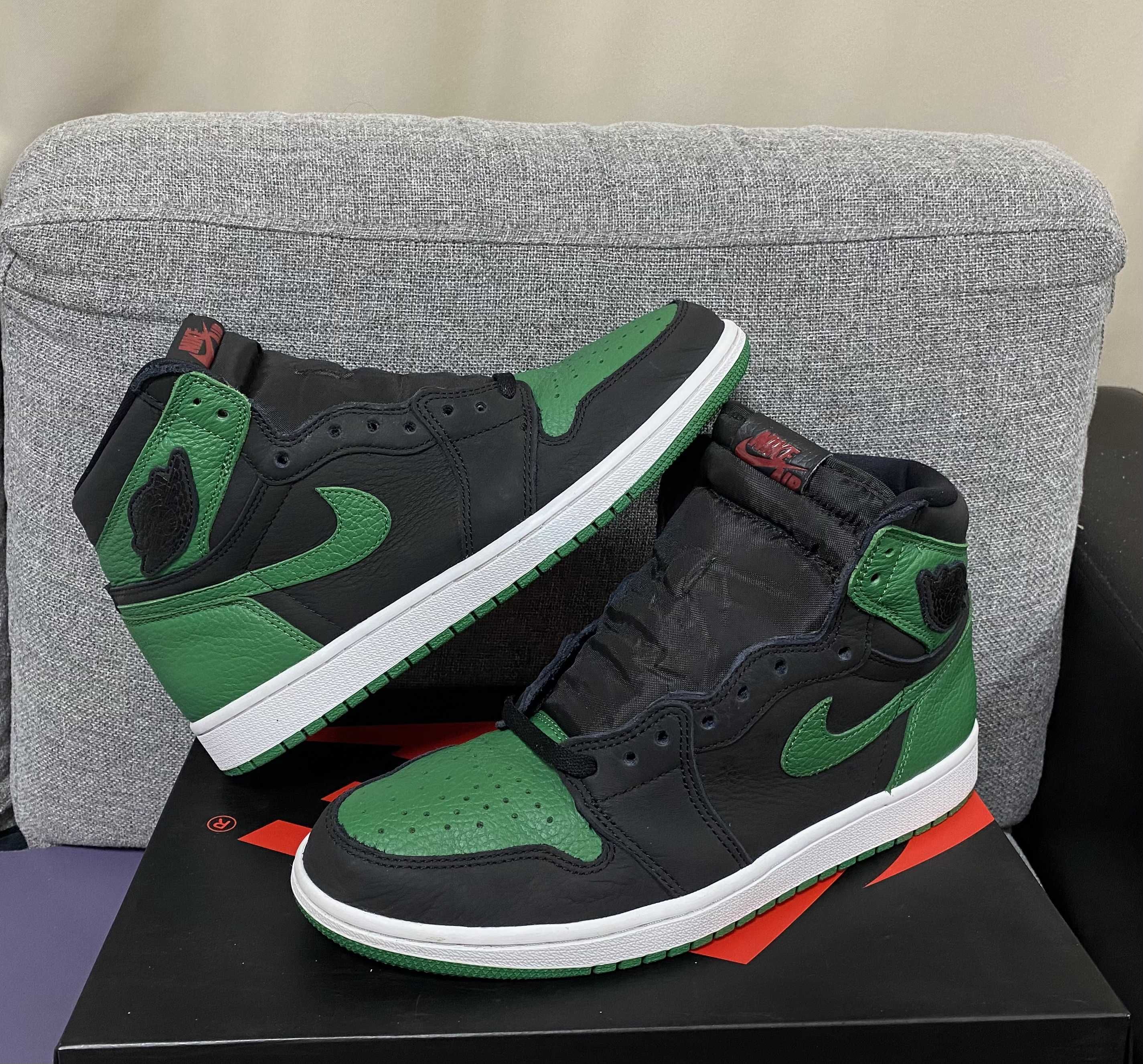 Nike Air Jordan 1 Retro High OG "Black/Pine Green" (2020)      