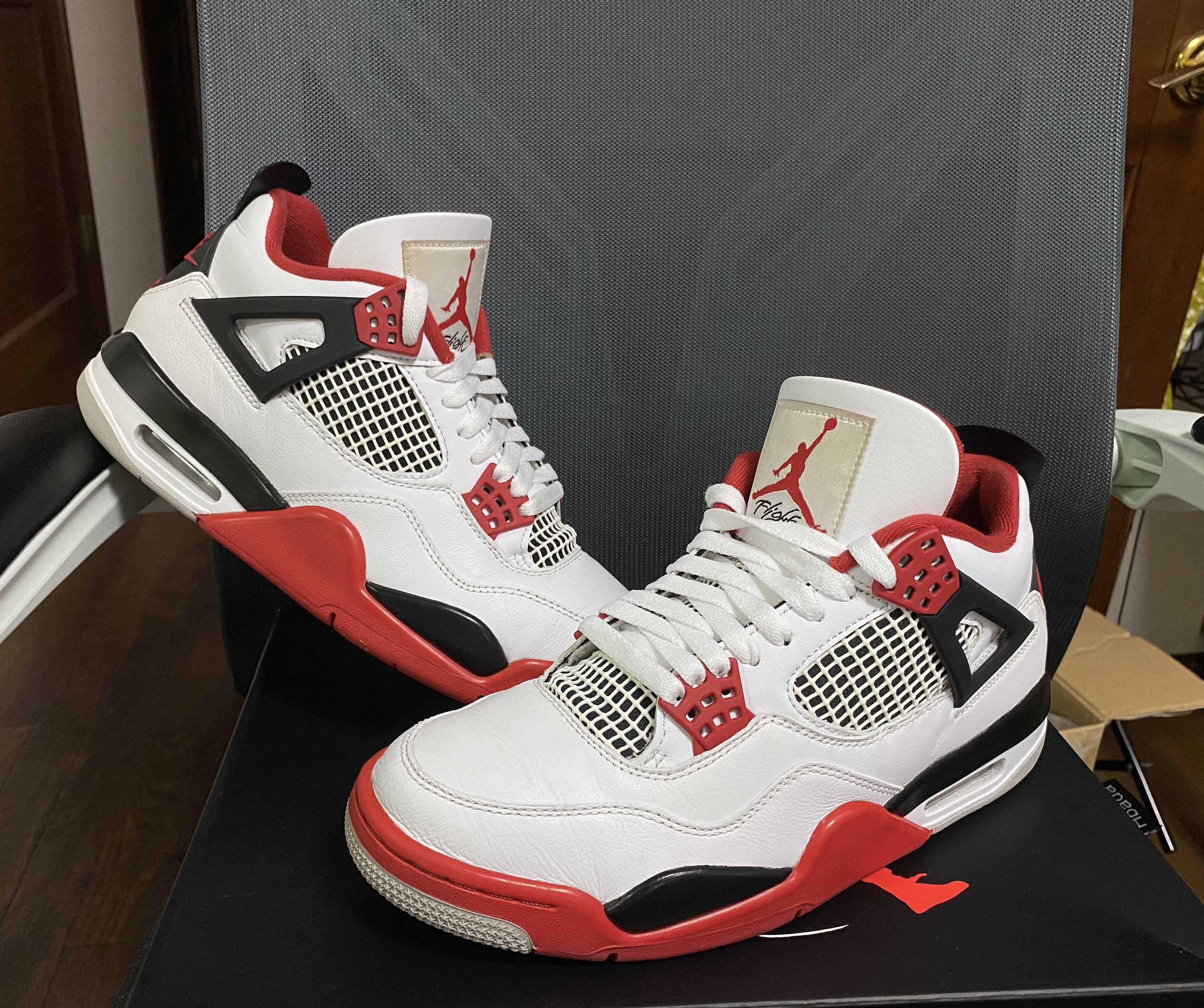 Nike Air Jordan 4 Retro OG "Fire Red" (2020)