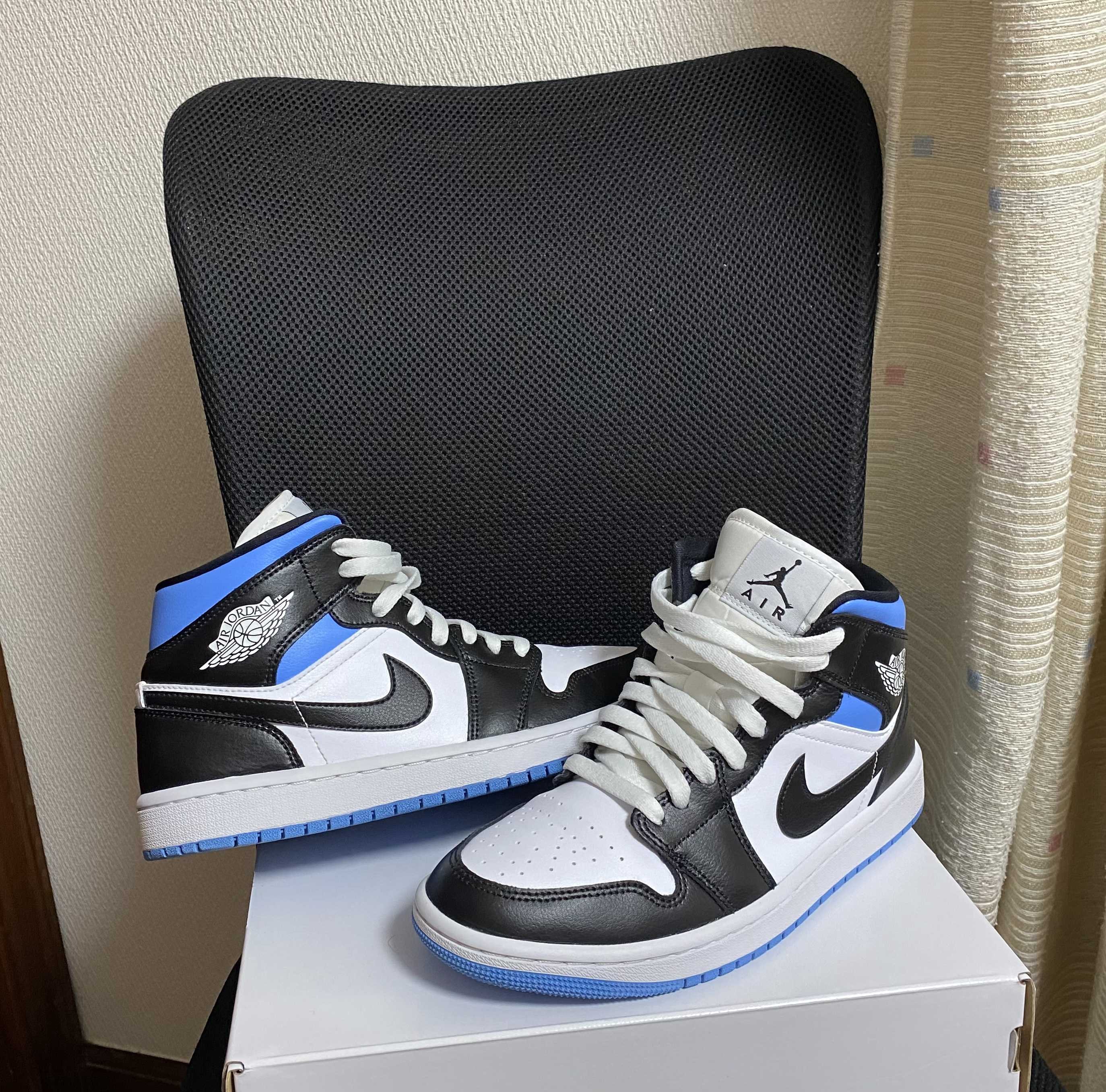 Nike Women's Air Jordan 1 Mid "Black/University Blue"