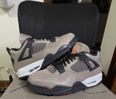 Nike Air Jordan 4 "Taupe Haze"