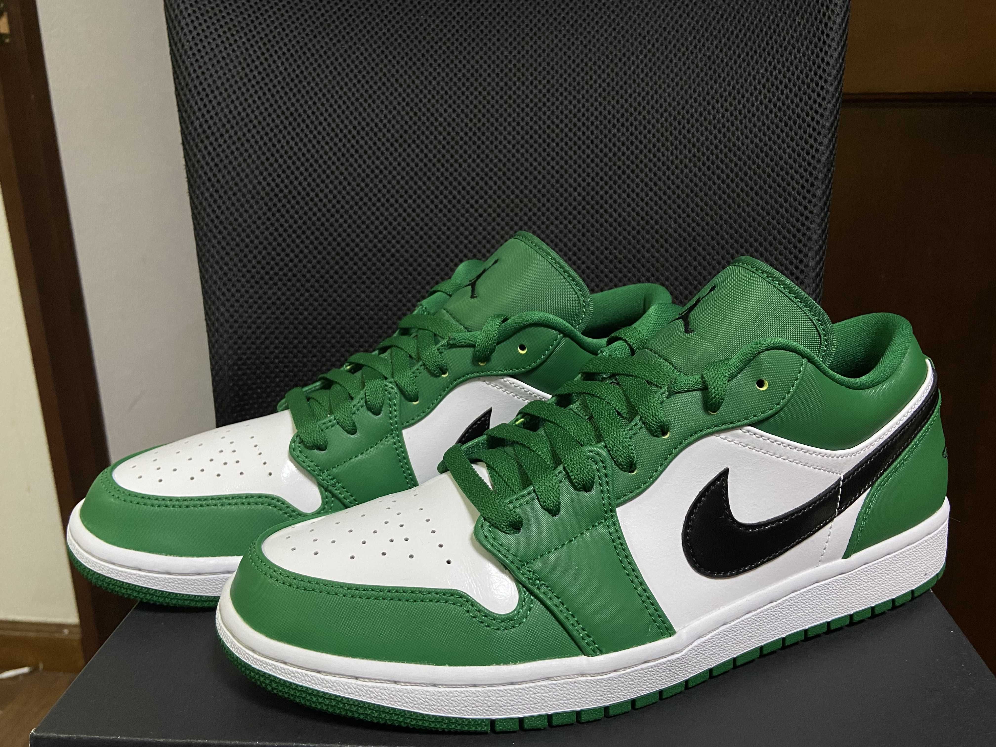 Nike Air Jordan 1 Low "Pine Green/White"
