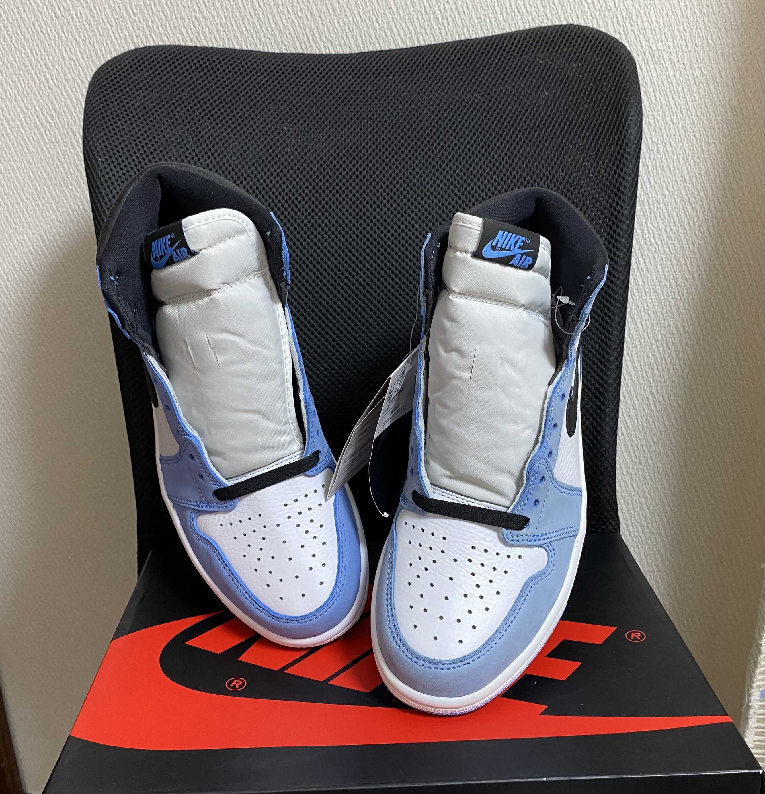 Nike Air Jordan 1 High OG "University Blue"