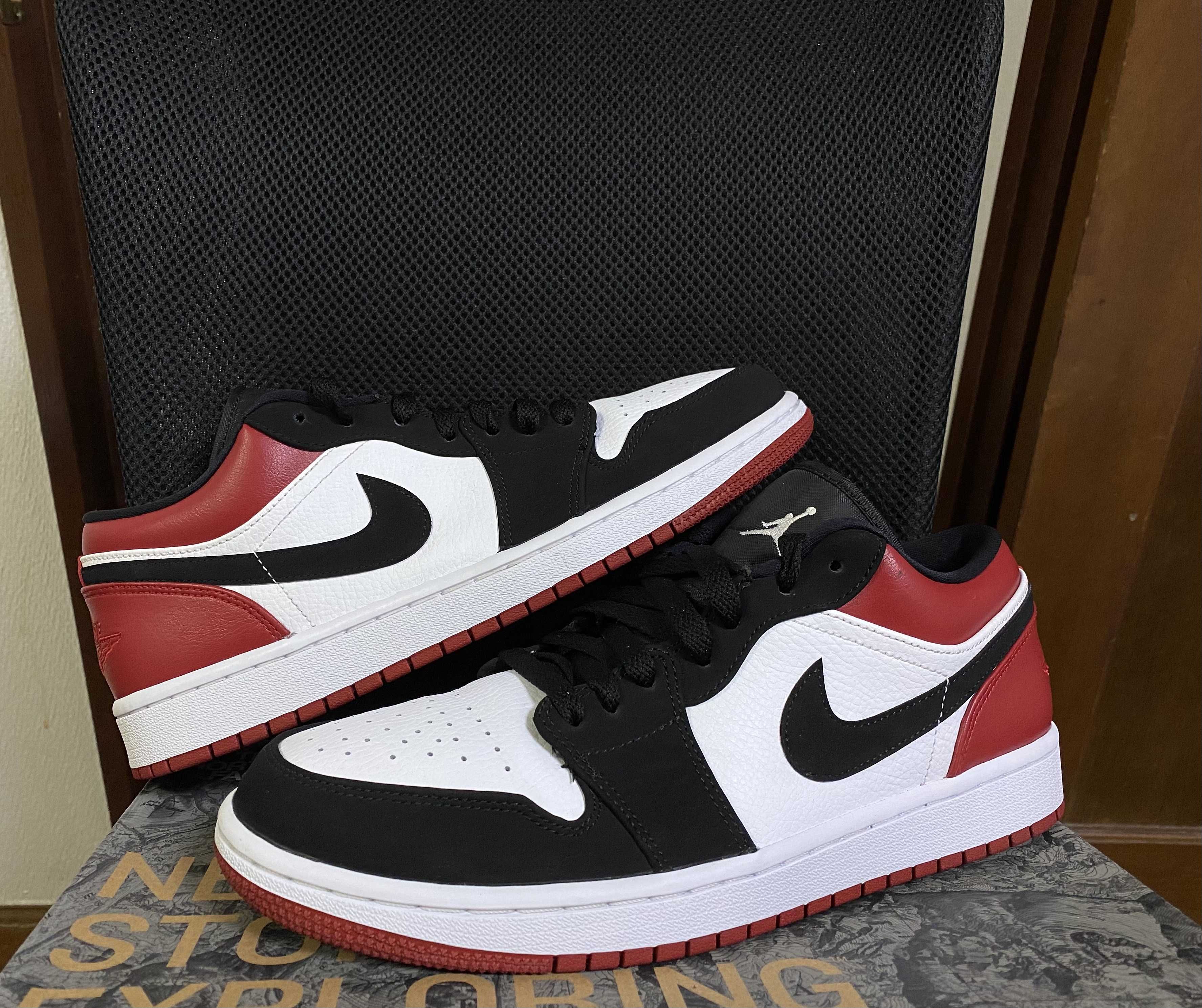 Nike Air Jordan 1 Low "Black Toe"