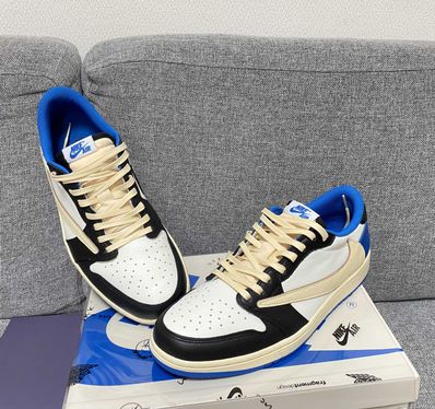 Travis Scott × fragment design × Nike Air Jordan 1 Low OG SP "Military Blue"