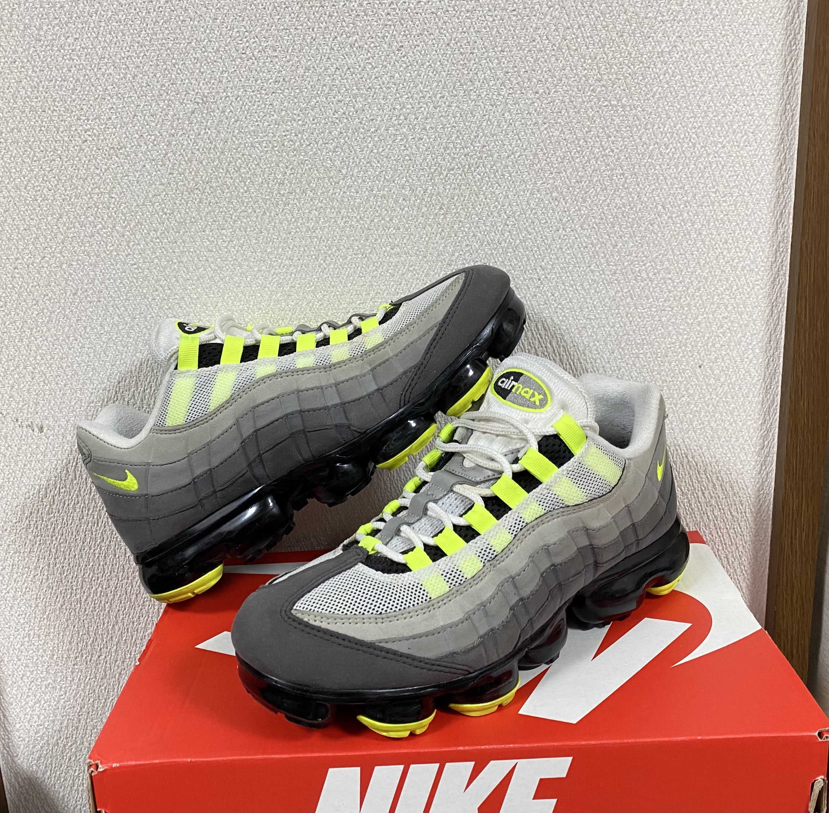 Nike Air Vapormax 95 "Neon"