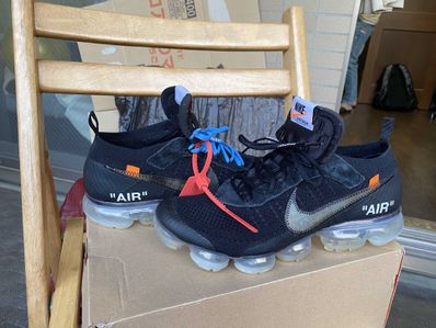 Off-White × Nike Air Vapormax "Black/Total Orange/Clear"