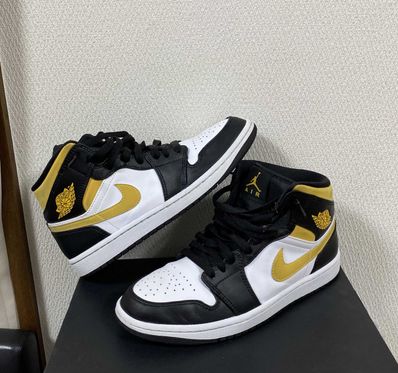 Nike Air Jordan 1 Mid "White/Pollen-Black"