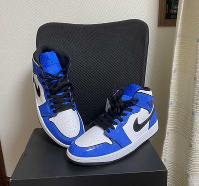 Nike Air Jordan 1 Mid SE "Signal Blue"