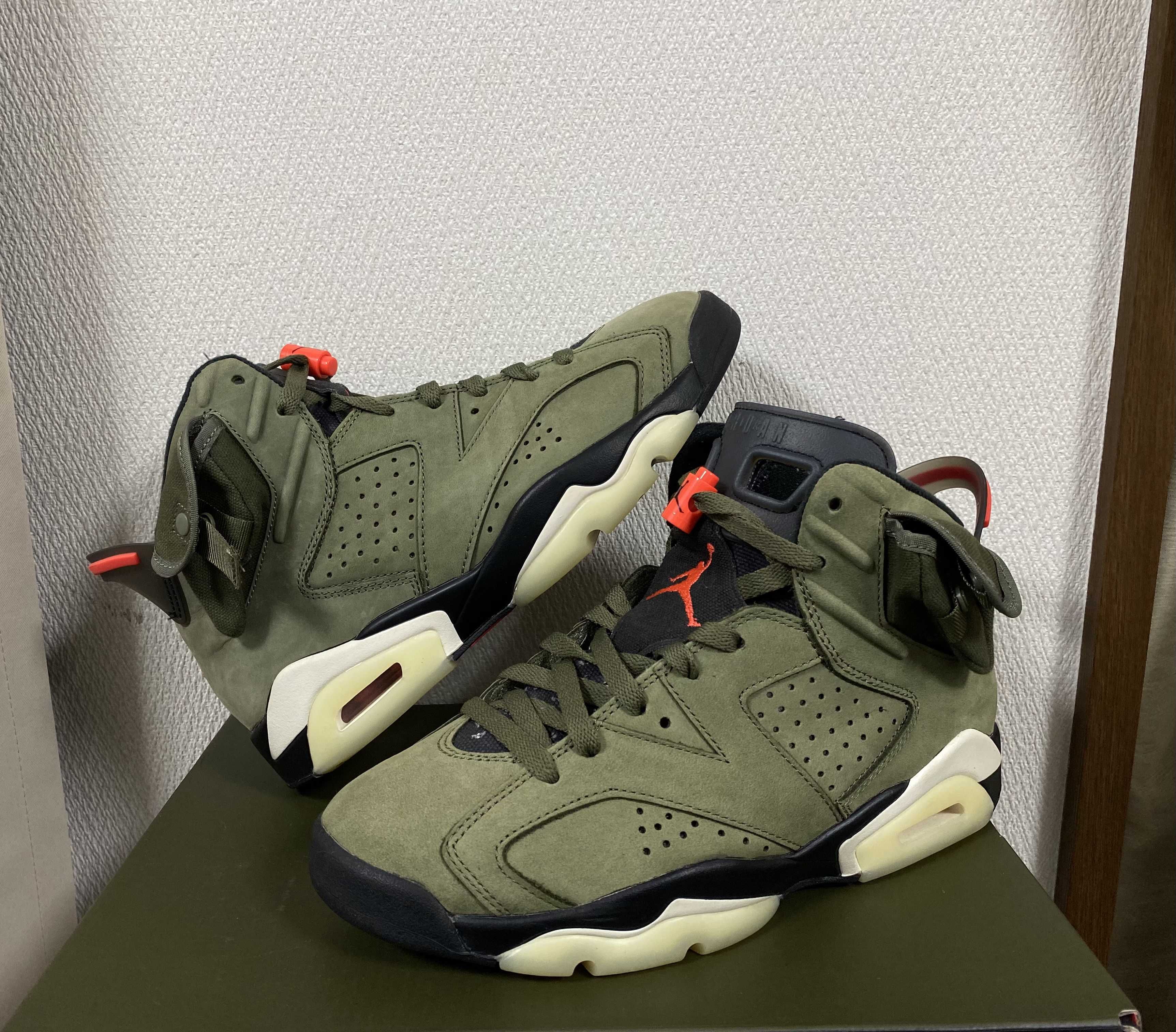 Travis Scott × Nike Air Jordan 6 Retro "Medium Olive"