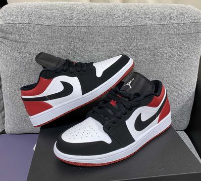 Nike Air Jordan 1 Low "Black Toe"