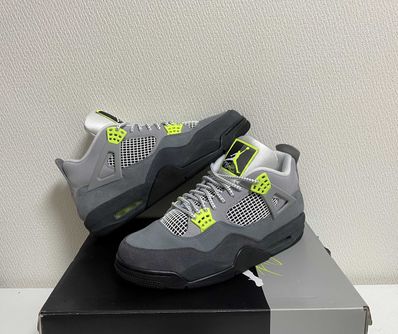 NIKE AIR JORDAN 4 RETRO LE