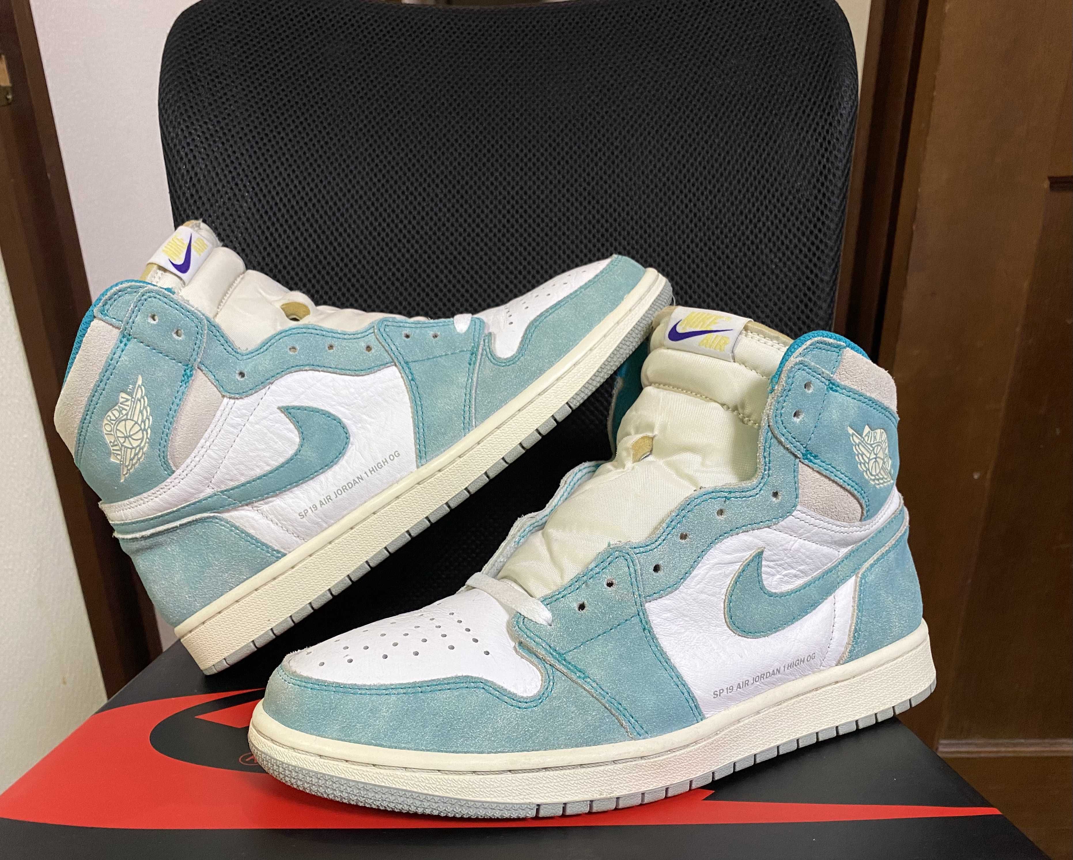 Nike Air Jordan 1 Retro High OG "Turbo Green"