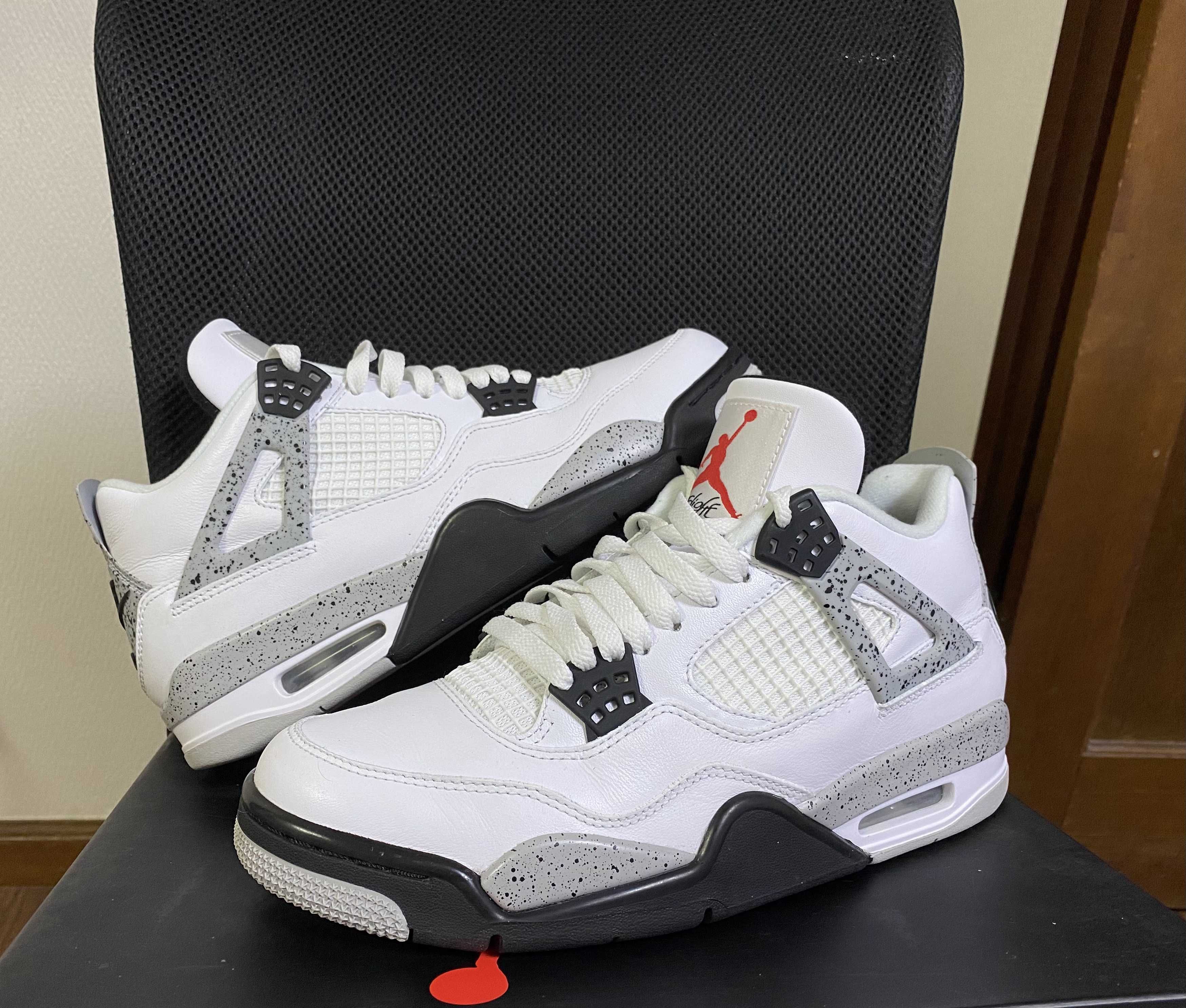 Nike Air Jordan 4 Retro "White Cement" (2016)