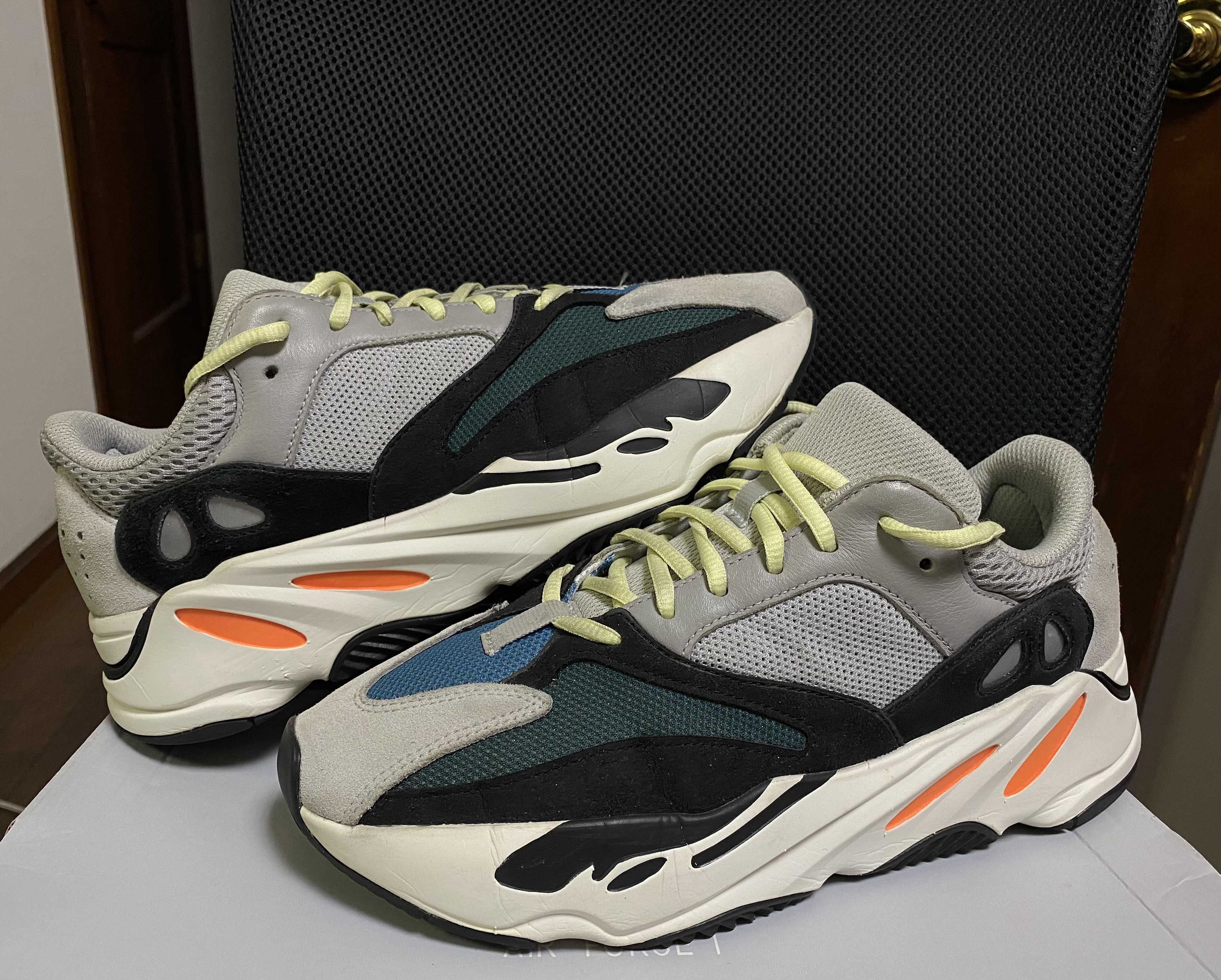 adidas YEEZY Boost 700 "Wave Runner"