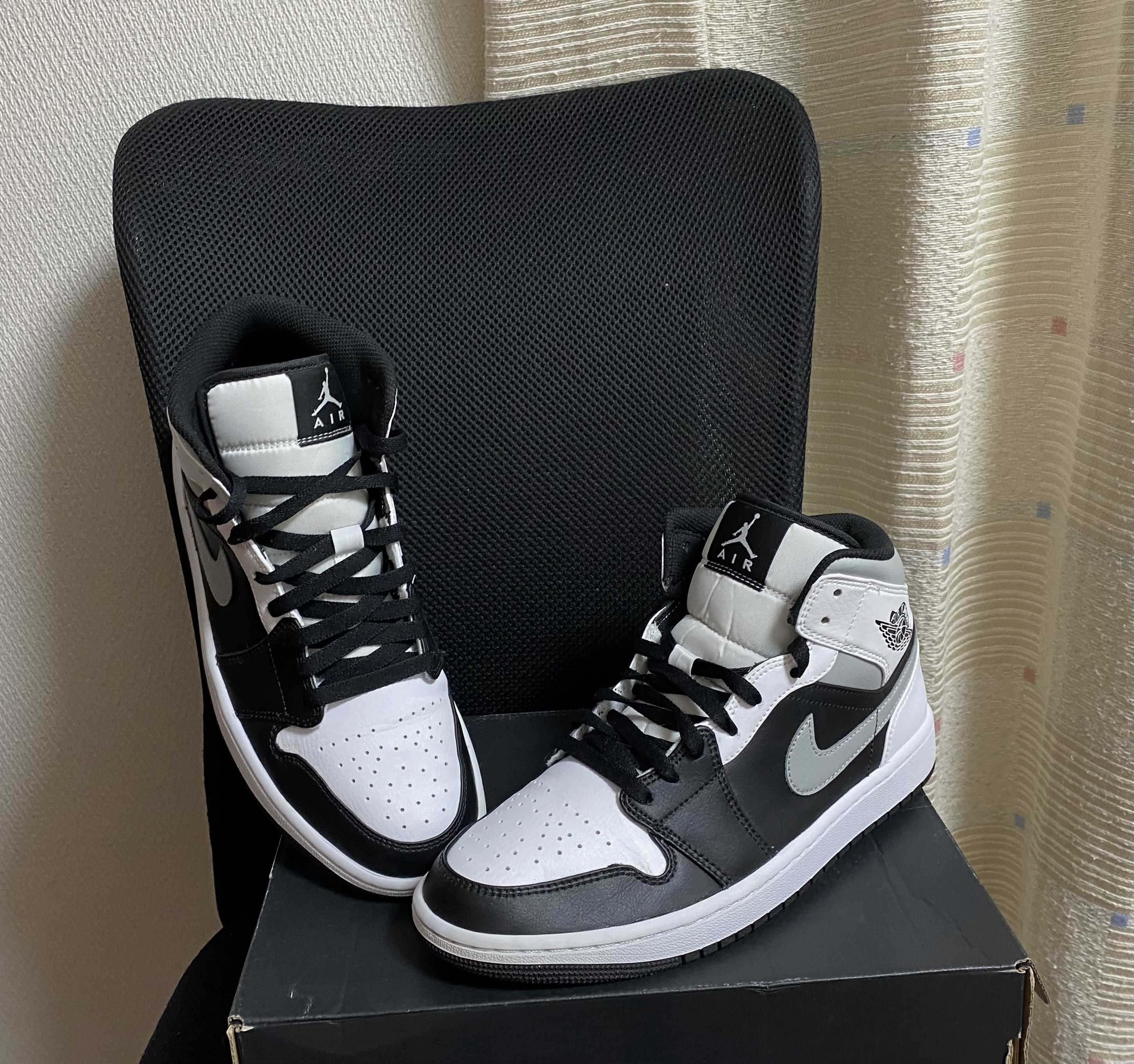 NIKE AIR JORDAN 1 MID "WHITE SHADOW"