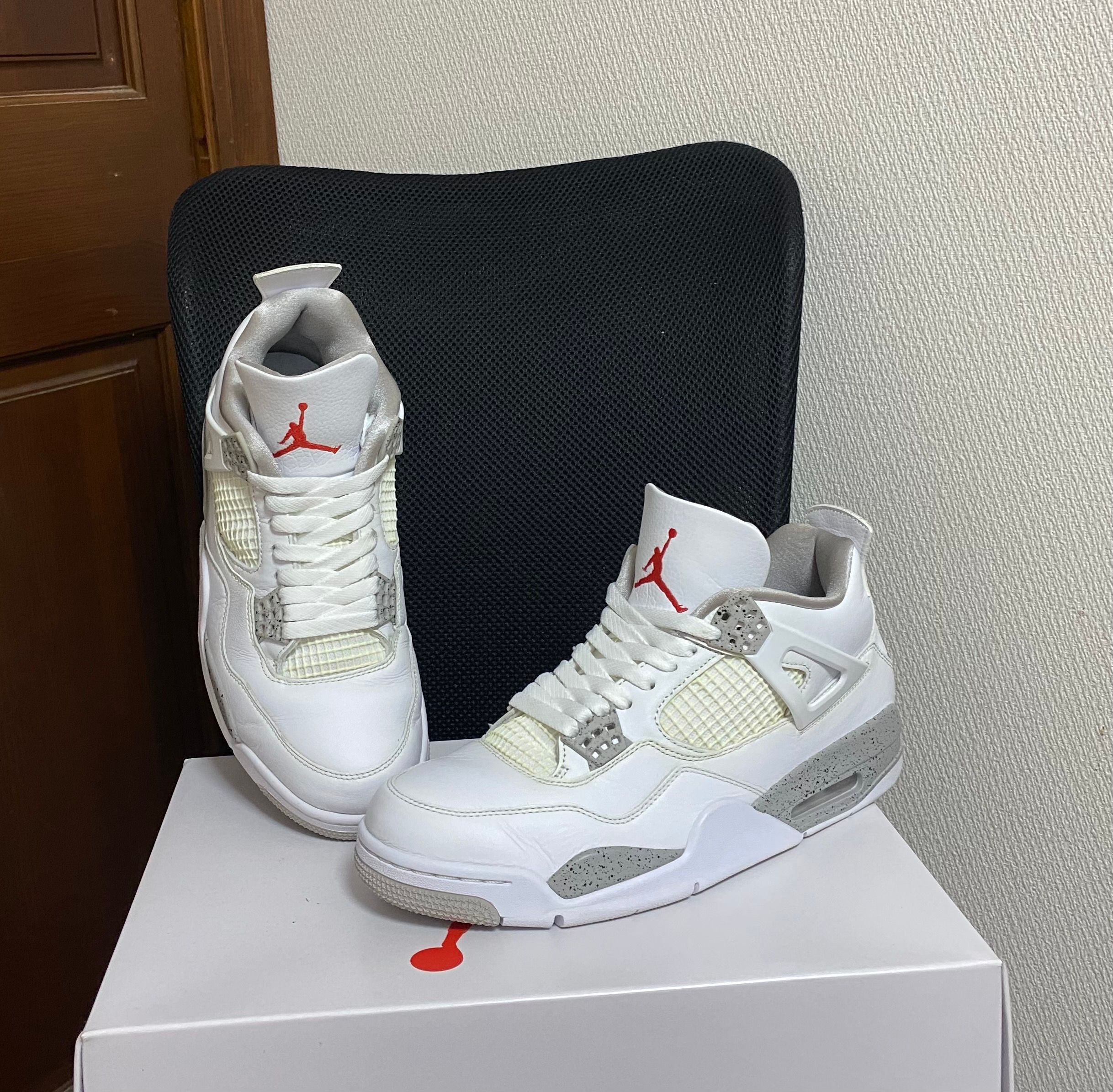 Nike Air Jordan 4 "Tech White"  