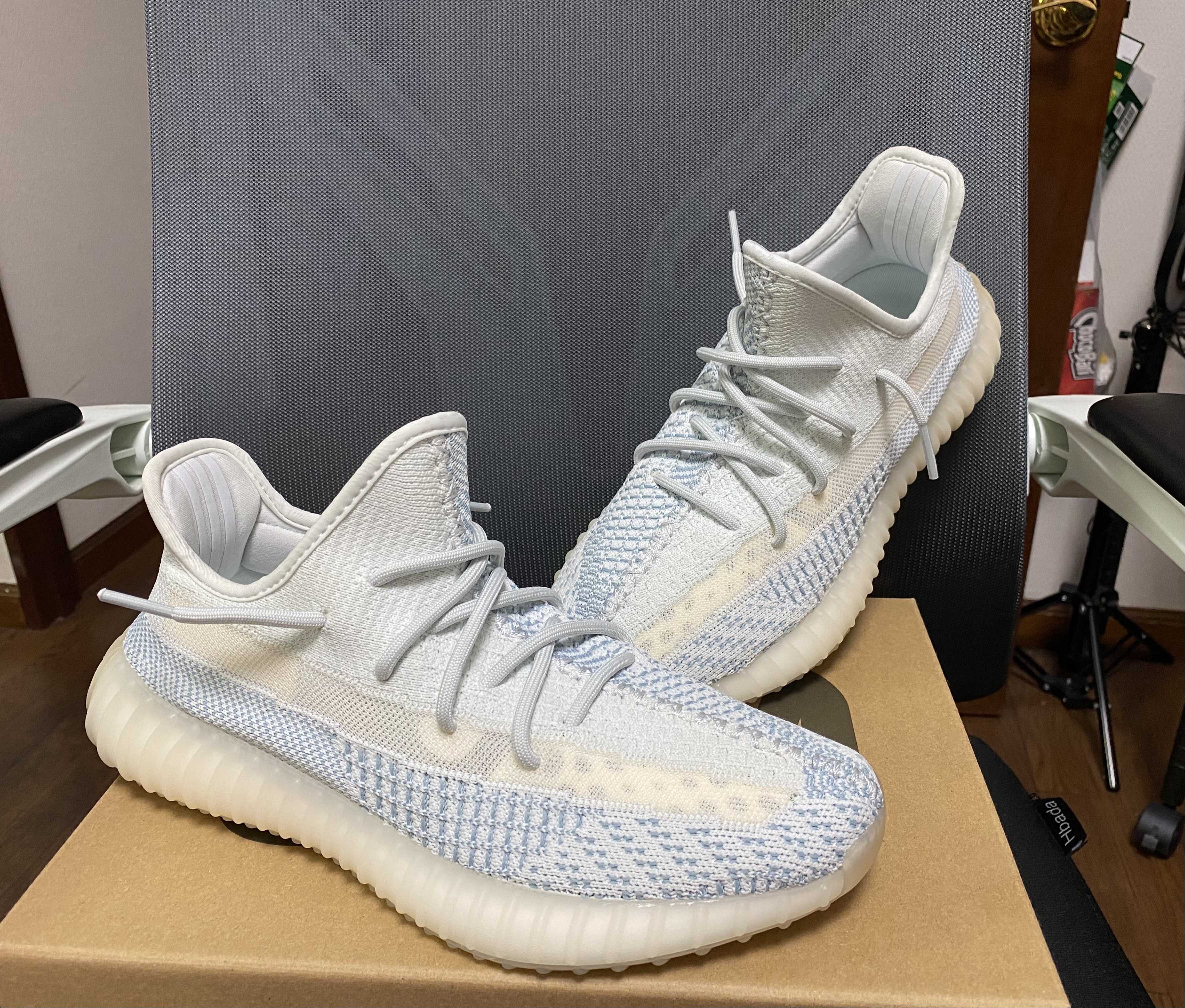 adidas YEEZY Boost 350 V2 "Cloud White"