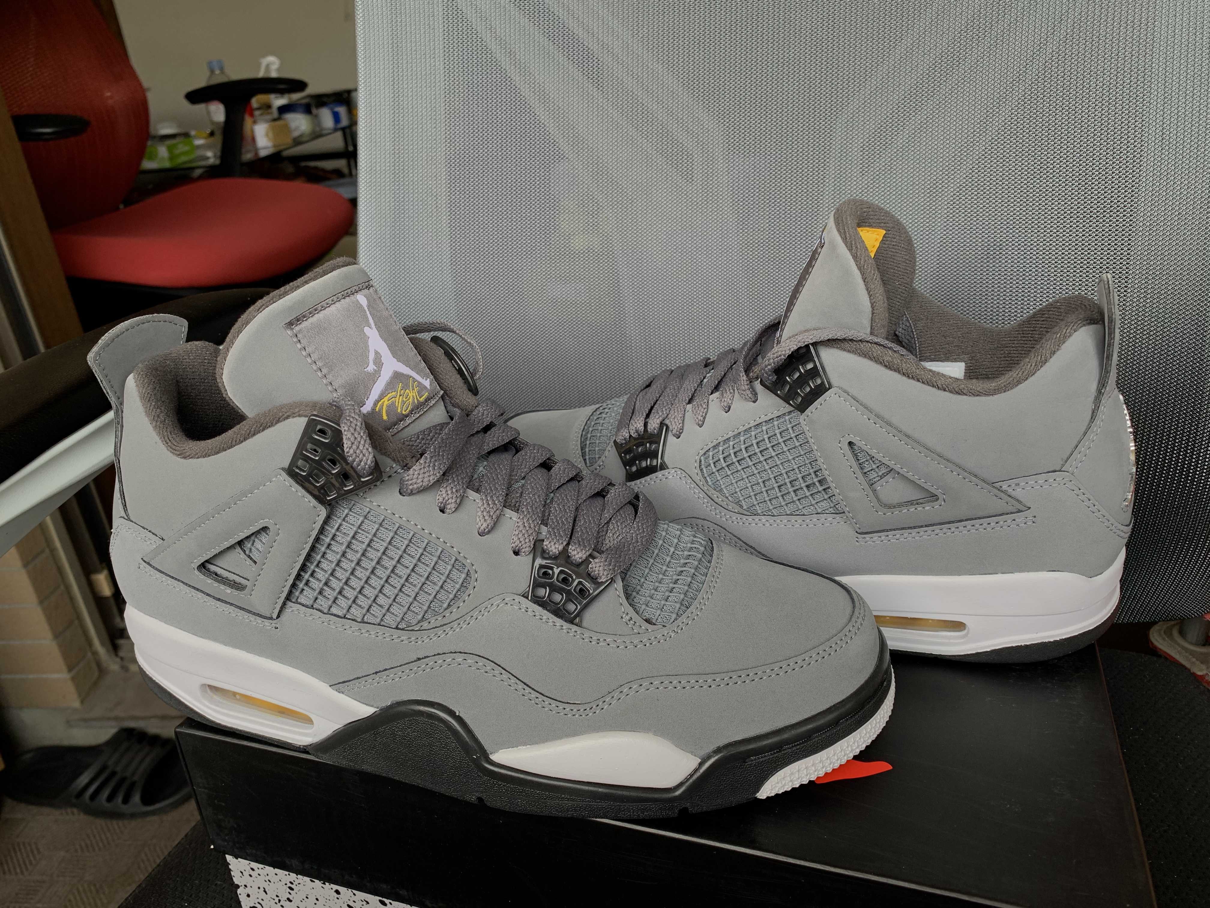 Nike Air Jordan 4 "Cool Grey"
