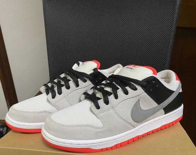 Nike SB Dunk Low "Infrared"