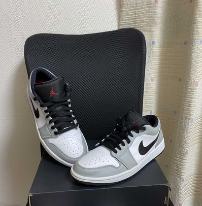 Nike Air Jordan 1 Low "Light Smoke Grey"