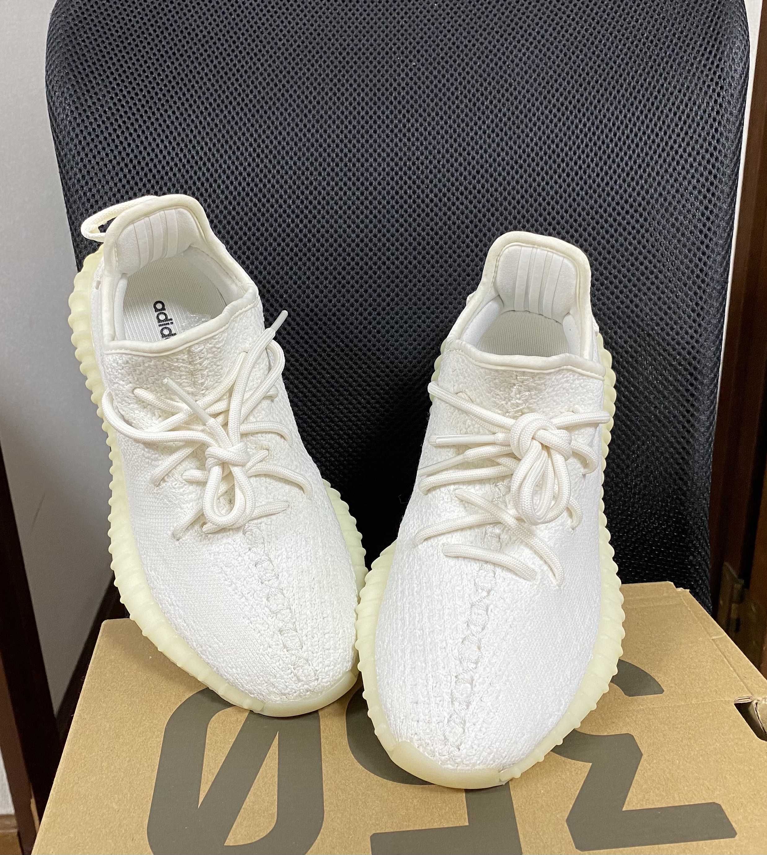 adidas YEEZY Boost 350 V2 "Cream White"
