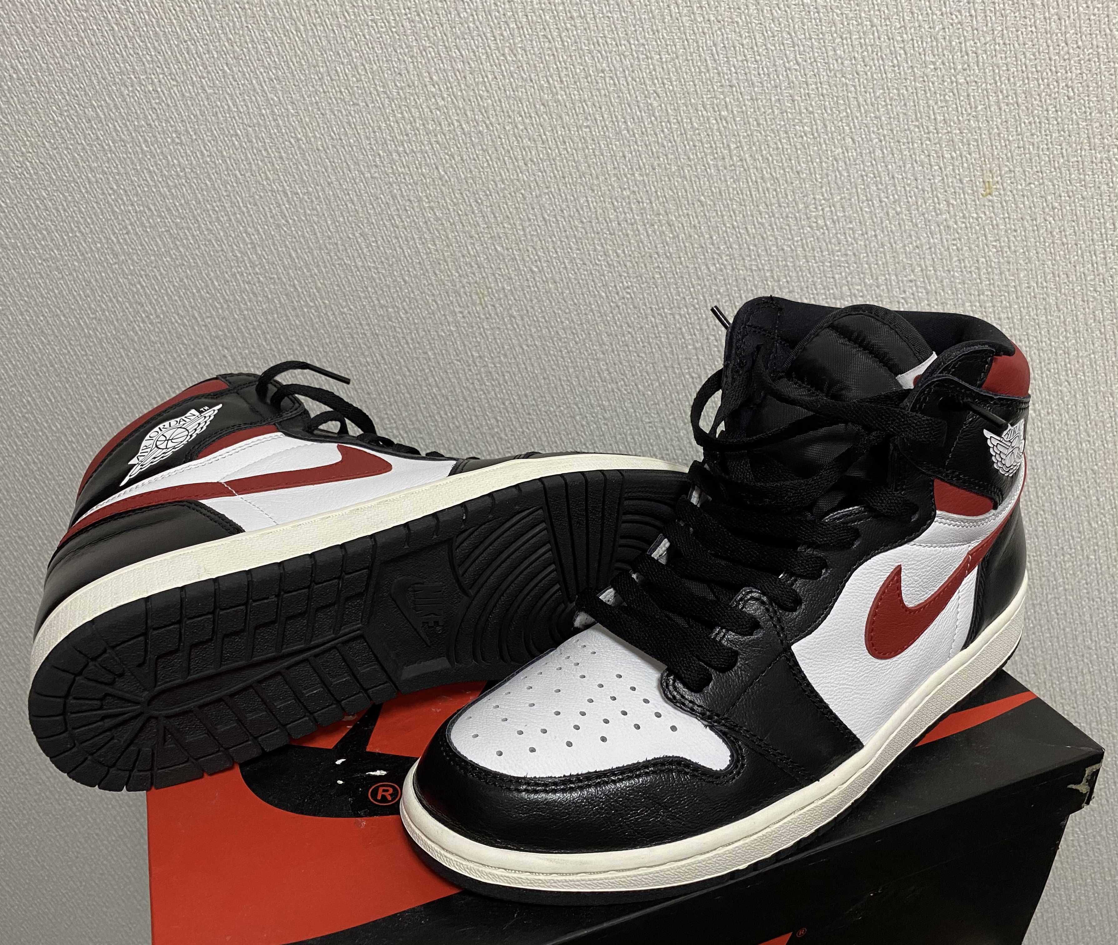 Nike Air Jordan 1 Retro High "Black/White/Sail/Gym Red"    