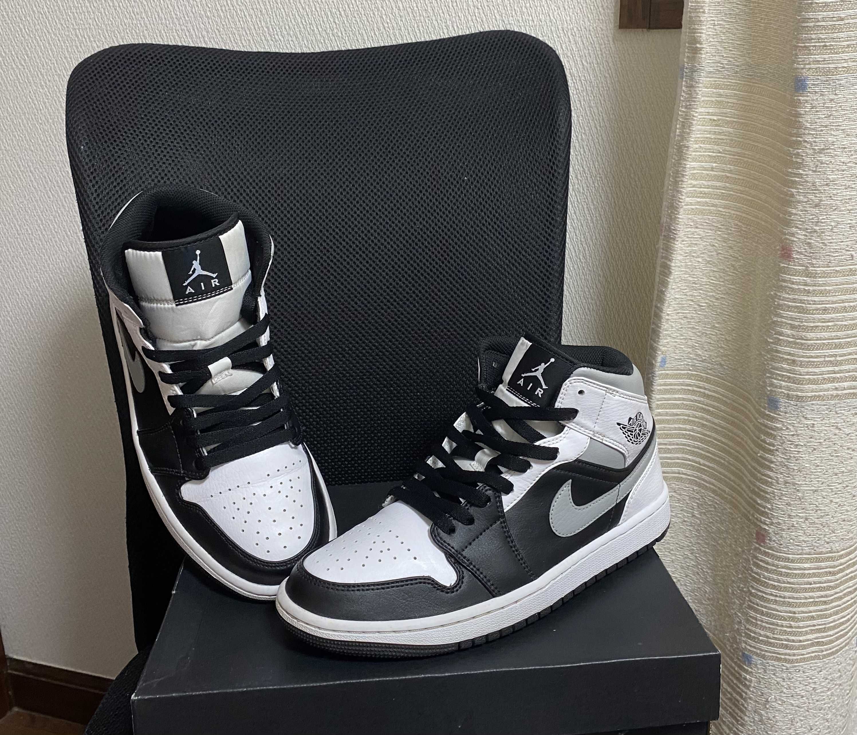 NIKE AIR JORDAN 1 MID "WHITE SHADOW"