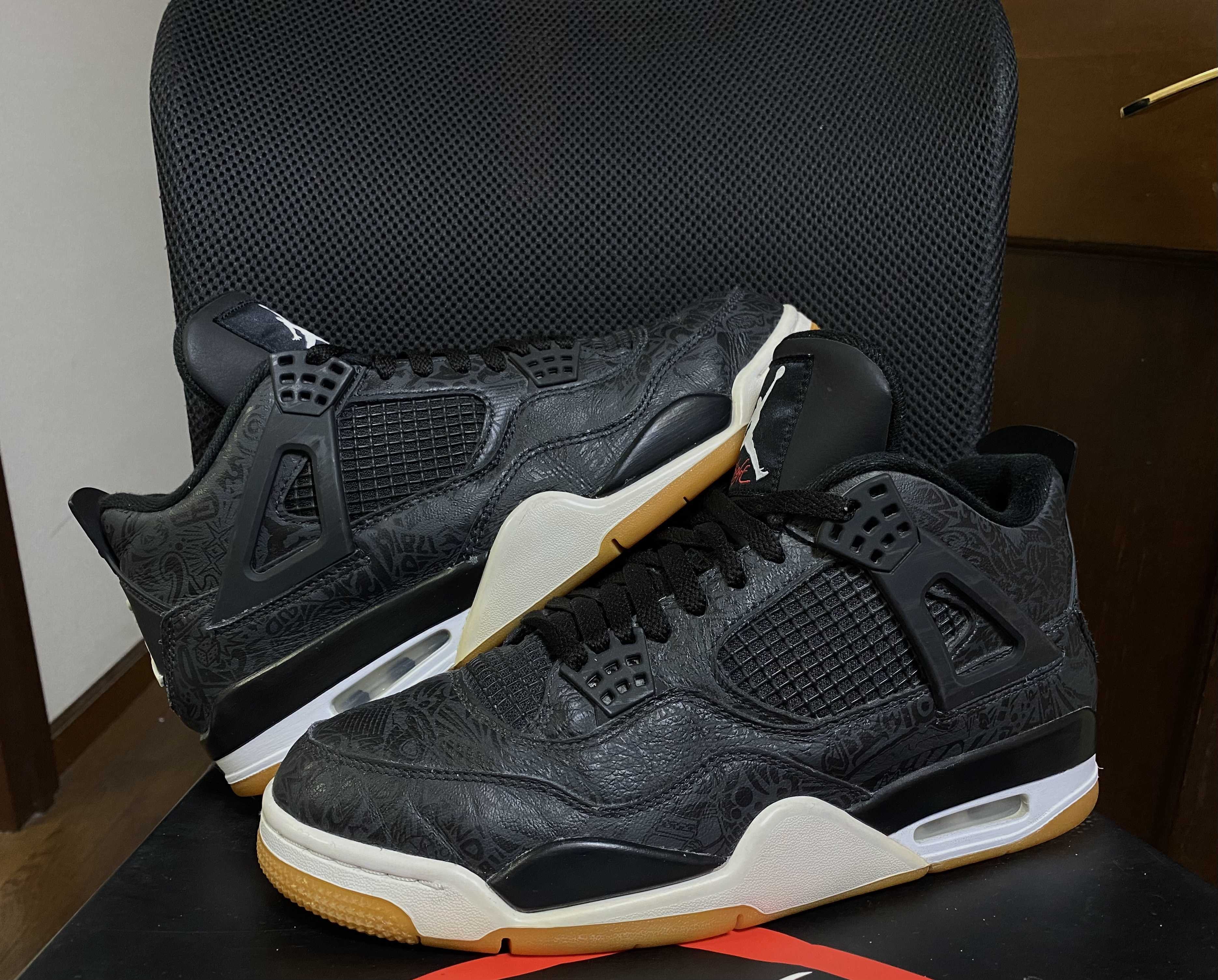 Nike Air Jordan 4 Retro "Laser Black/Gum"