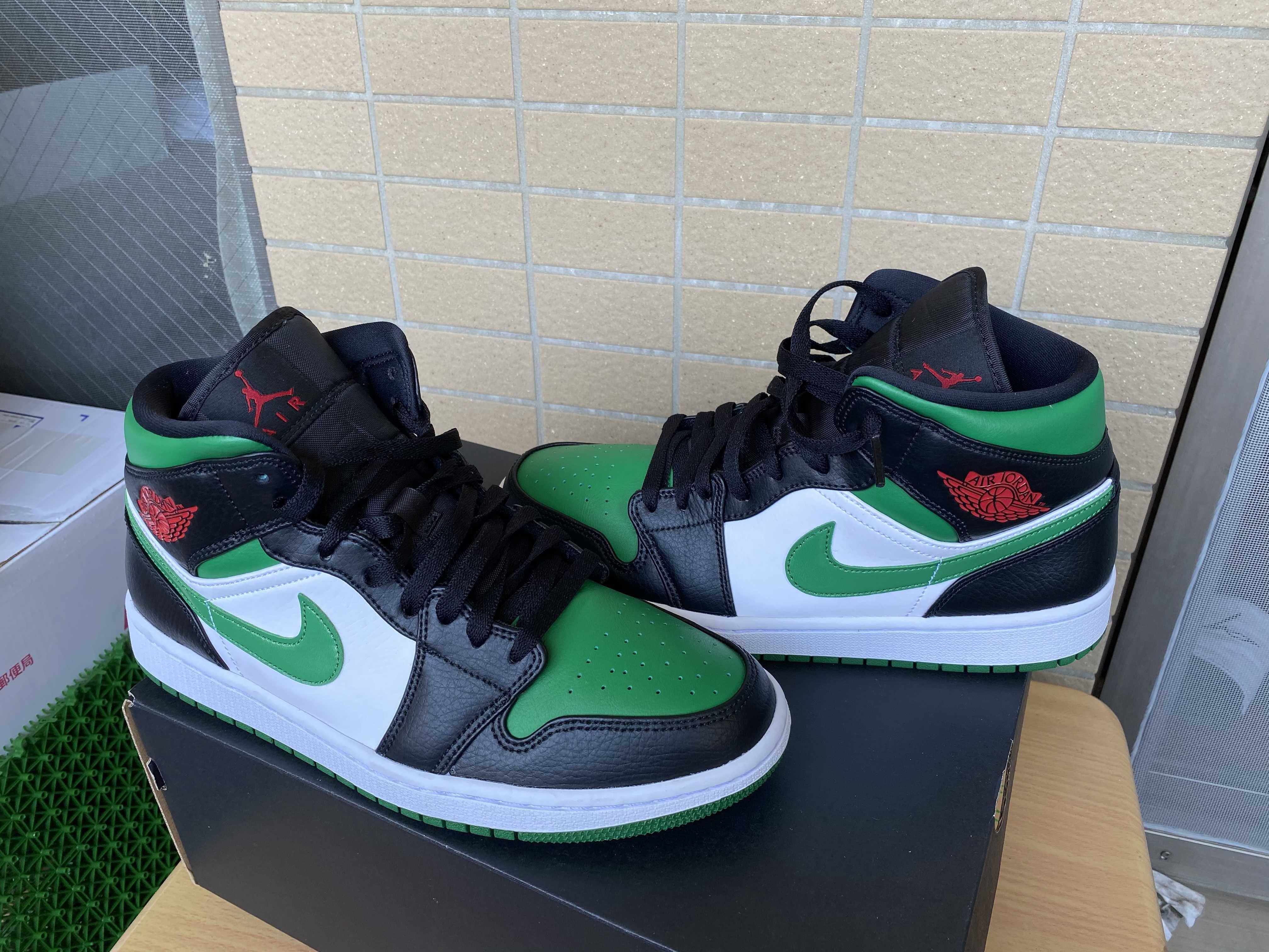 NIKE AIR JORDAN 1 MID "PINE GREEN"