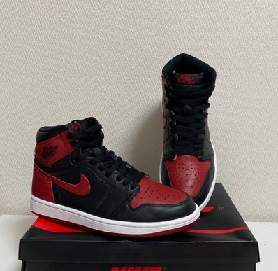 Nike Air Jordan 1 Retro High OG "Bred/Banned" (2016)