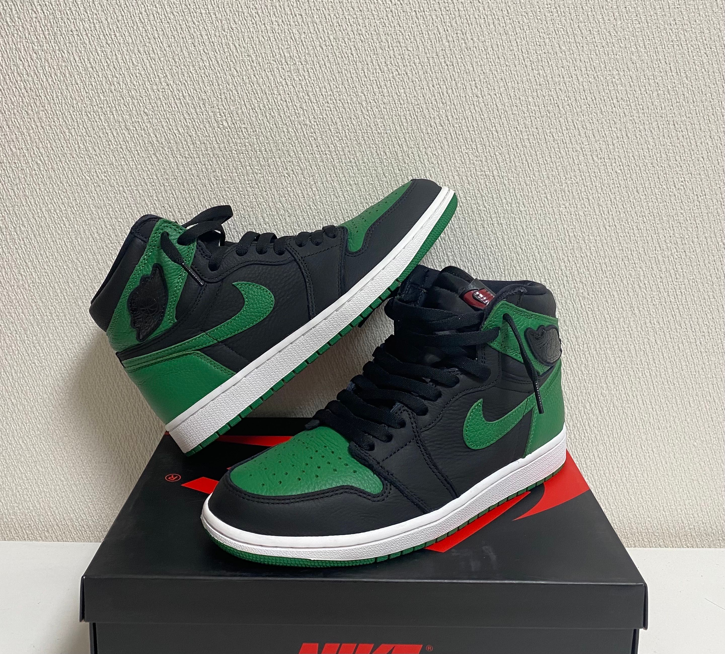 Nike Air Jordan 1 Retro High OG "Black/Pine Green" (2020)
