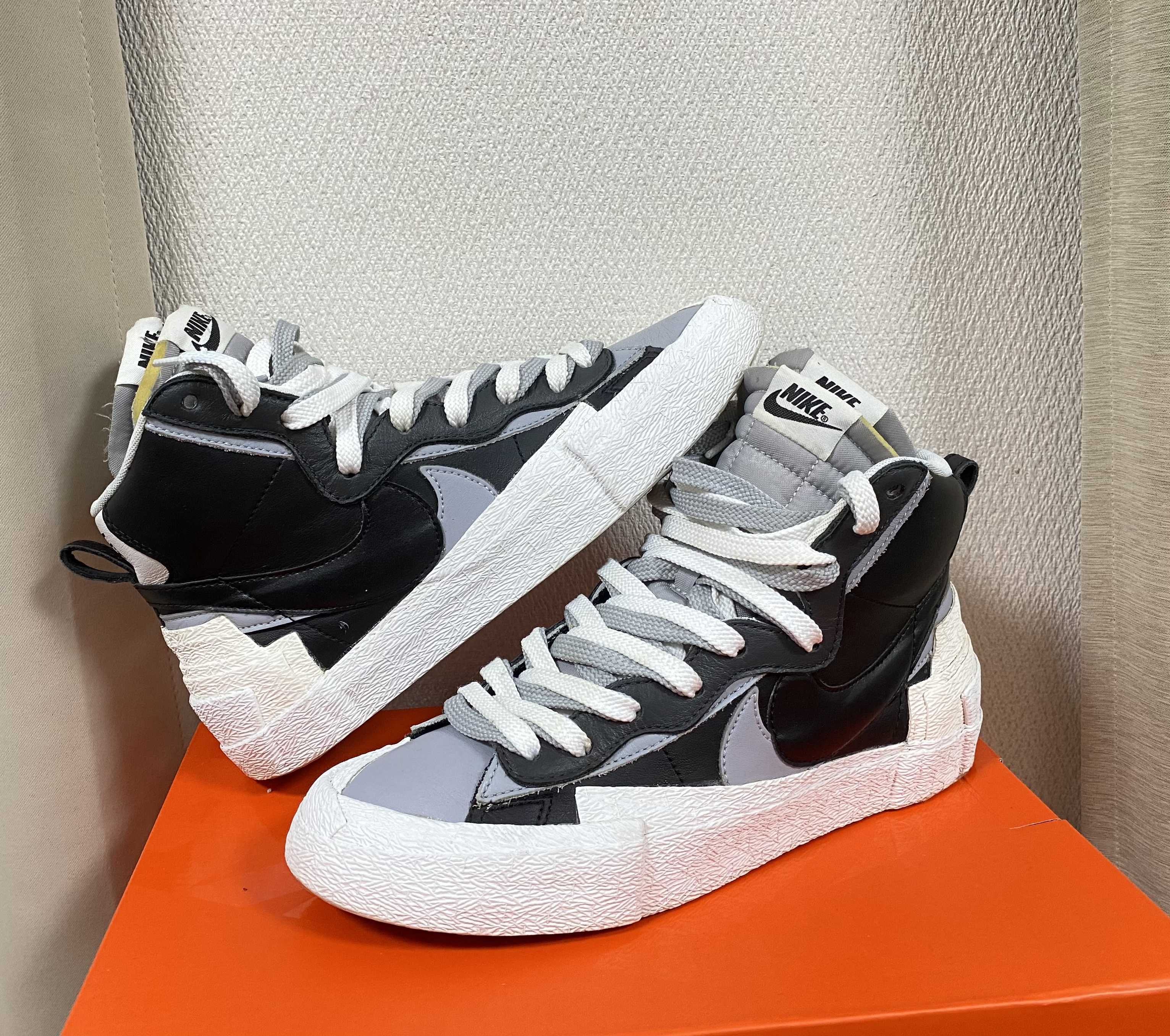 sacai × NIKE BLAZER MID "BLACK/WOLF GREY/WHITE"