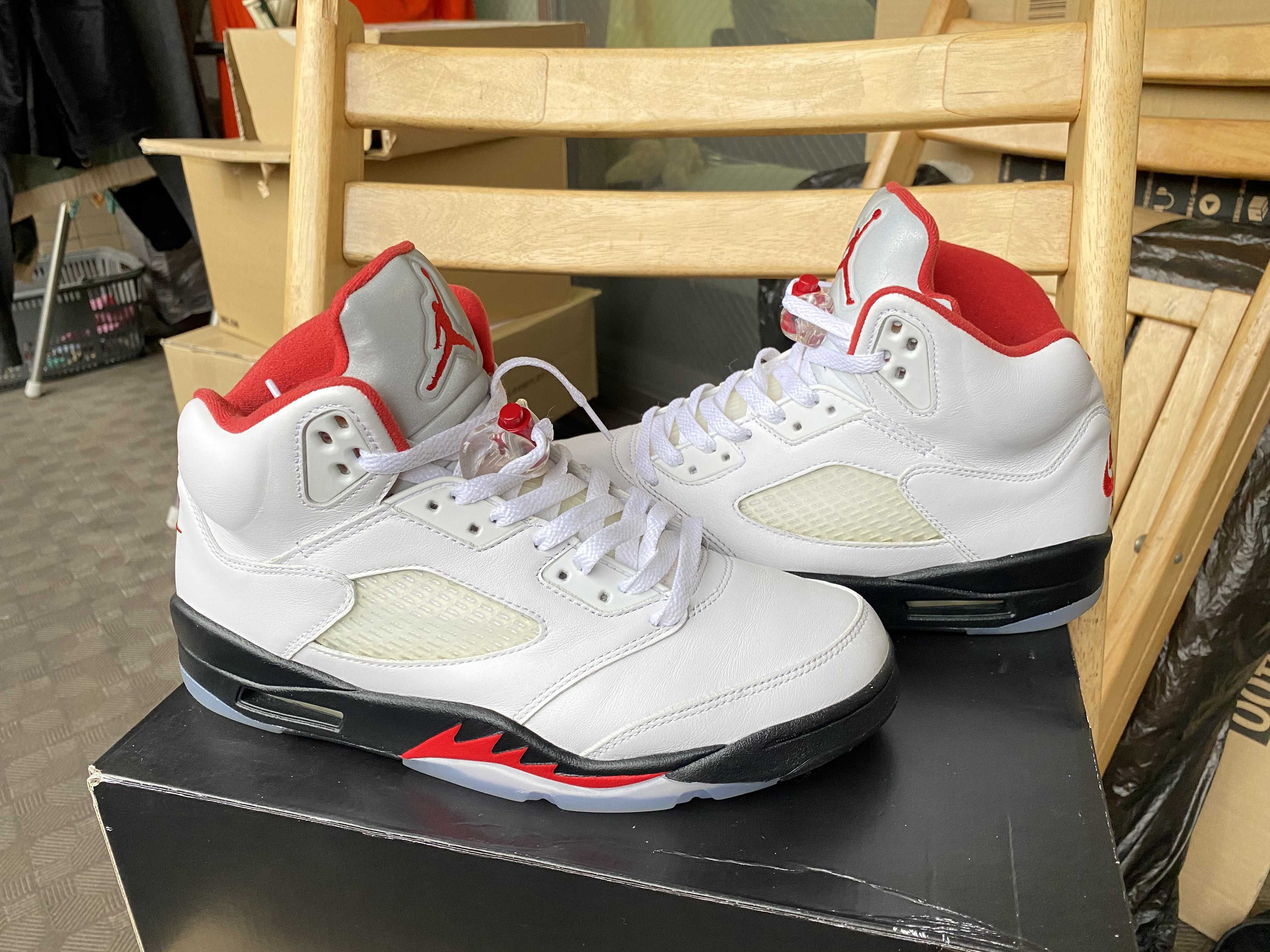 Nike Air Jordan 5 Retro "Fire Red" (2020)