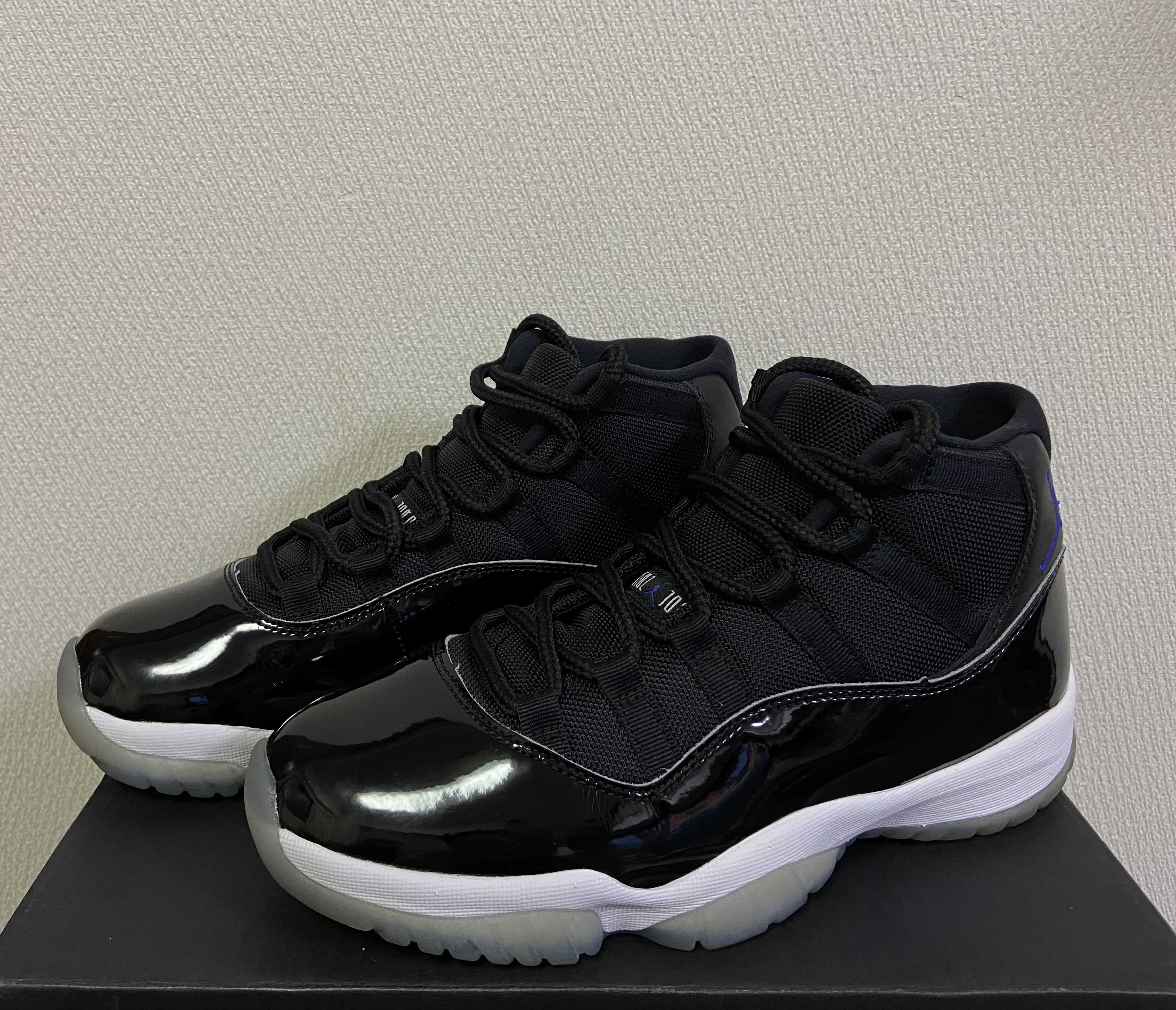 Nike Air Jordan 11 Retro "Space Jam" (2016)