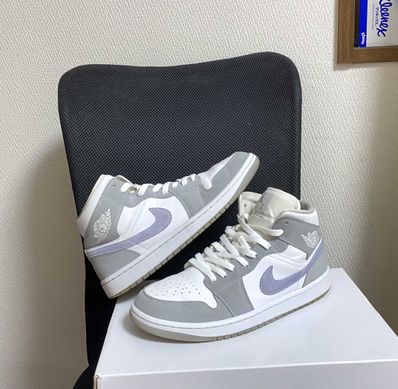 Nike Women's Air Jordan 1 Mid "Wolf Grey"