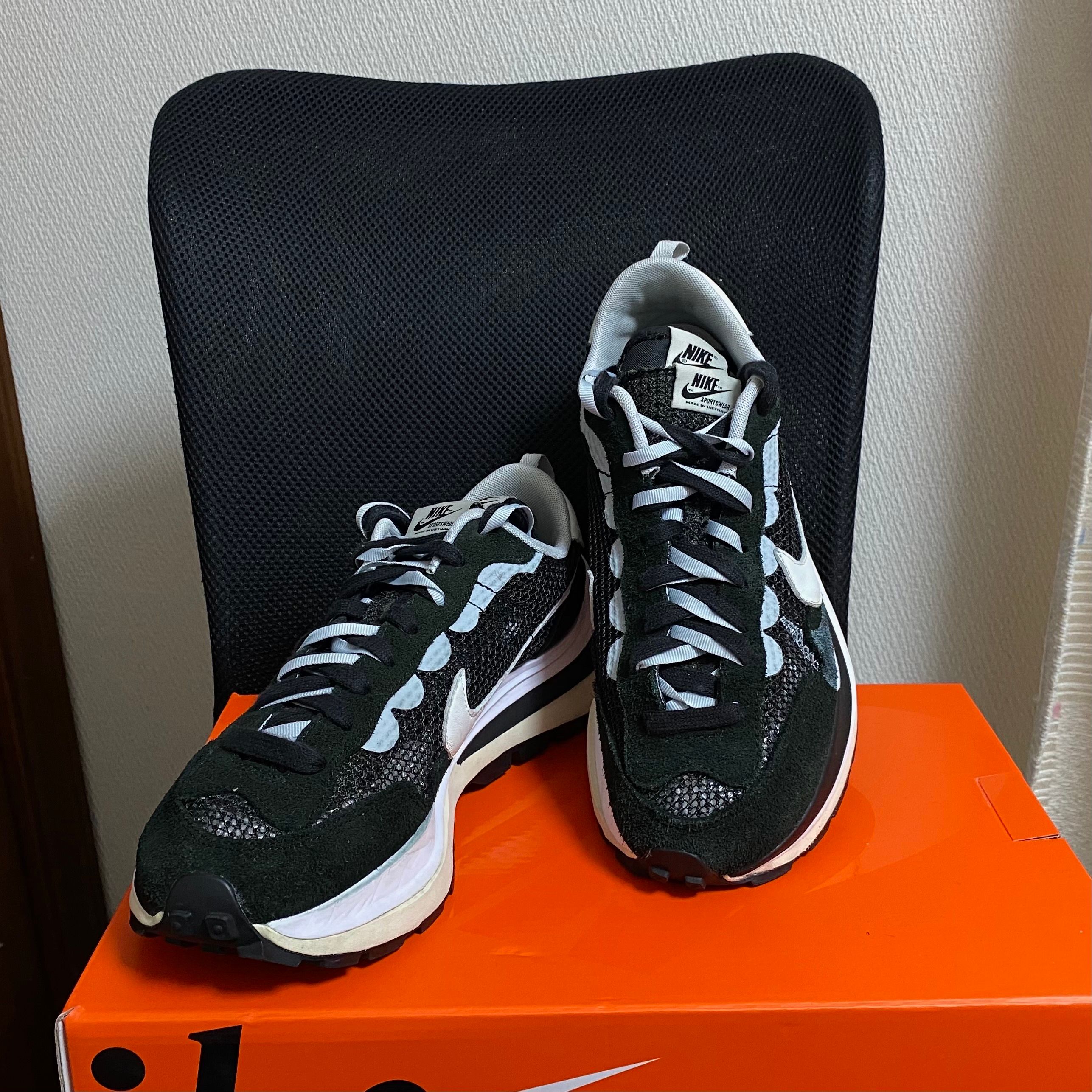 sacai × Nike Vapor Waffle "Black and White"