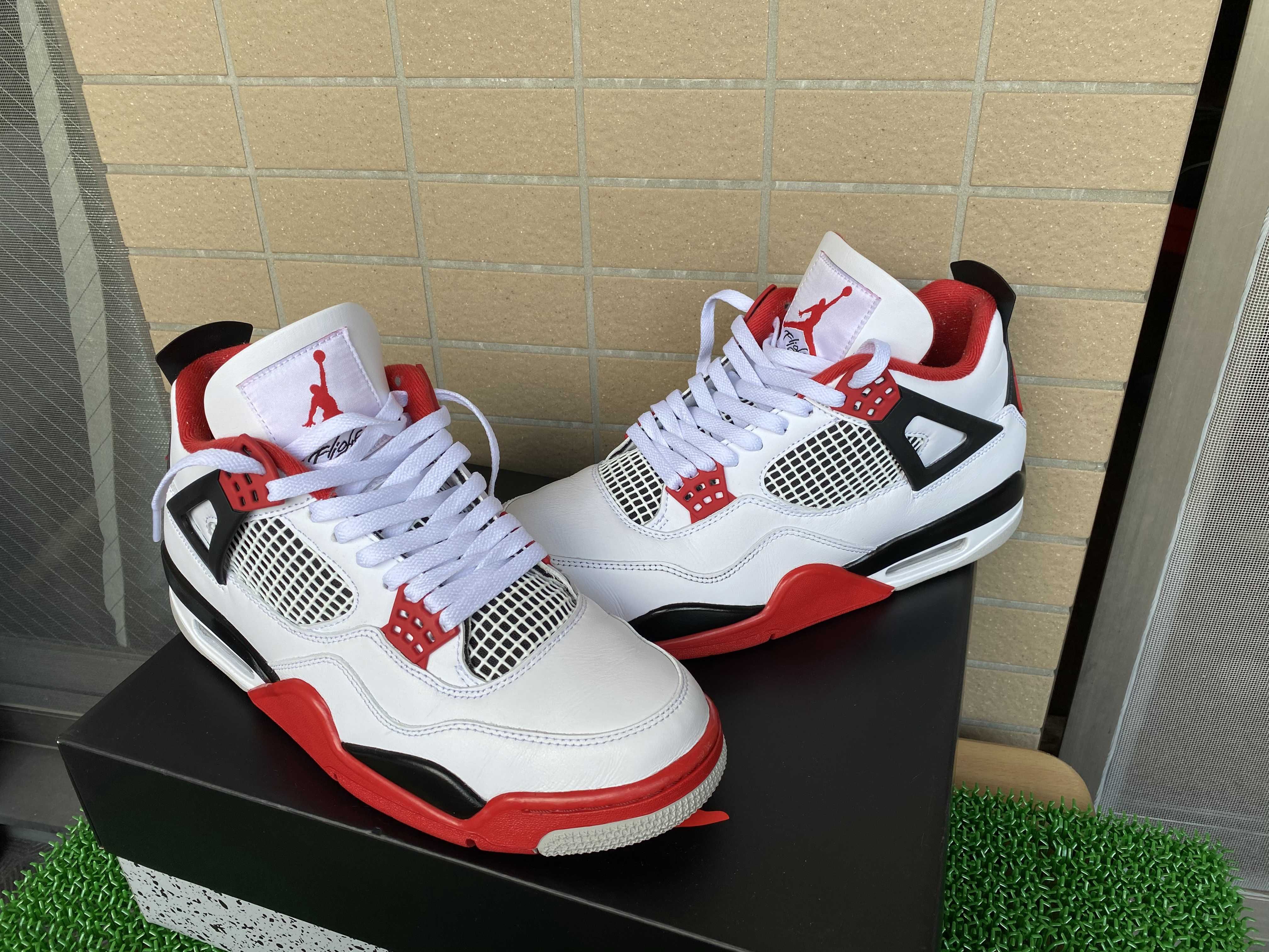 Nike Air Jordan 4 Retro OG "Fire Red" (2020)