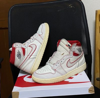 Nike Air Jordan 1 Retro High OG "Sail/University Red"