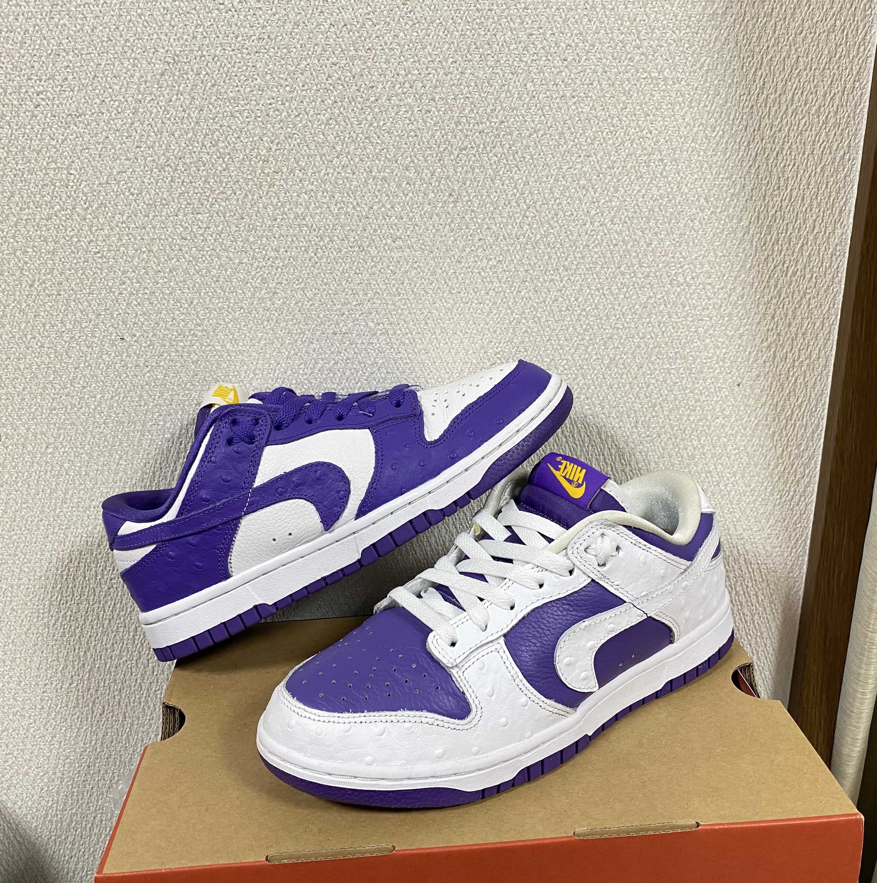 Nike Women's Dunk Low "Made You Look"