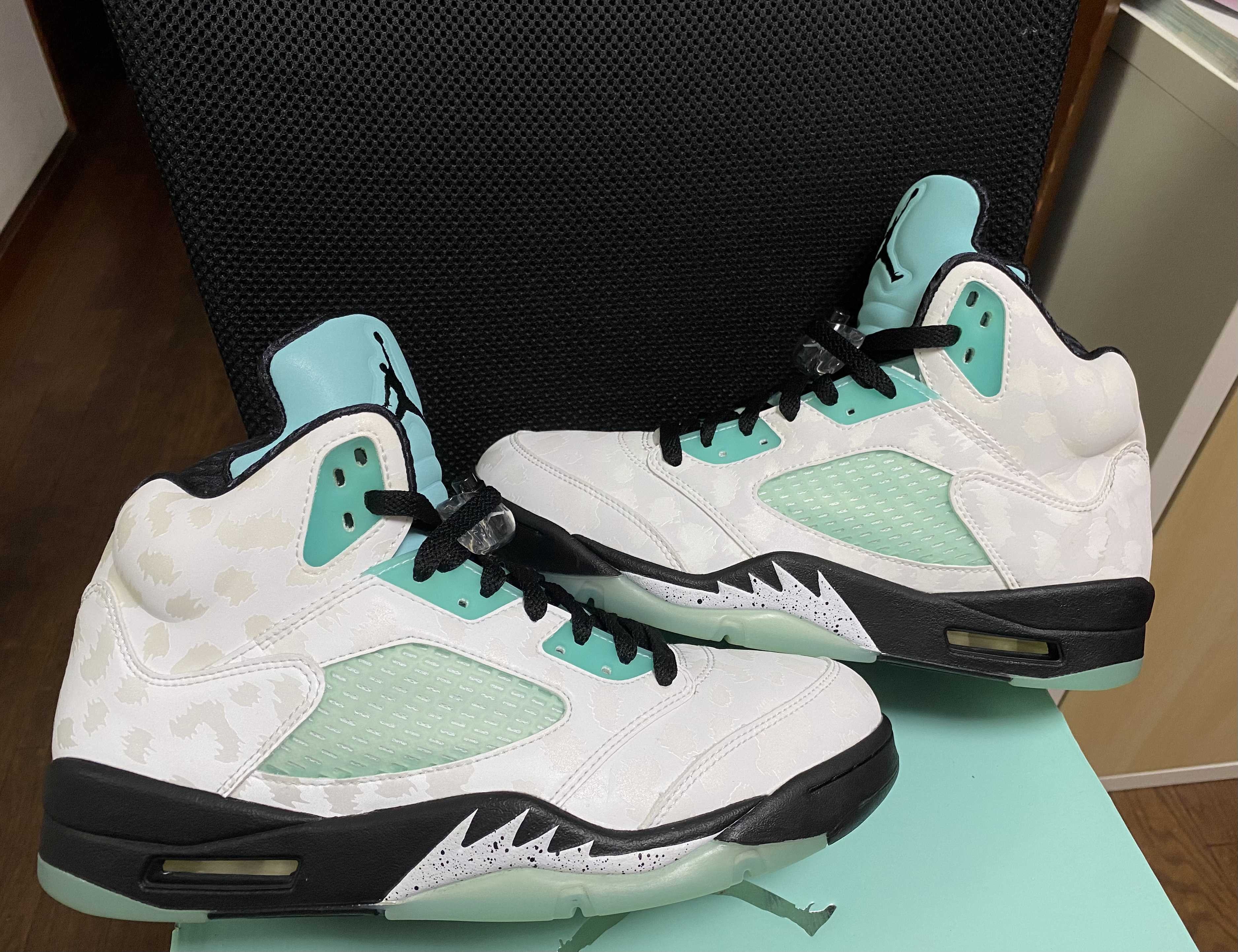 Nike Air Jordan 5 "White/Black/Island Green"