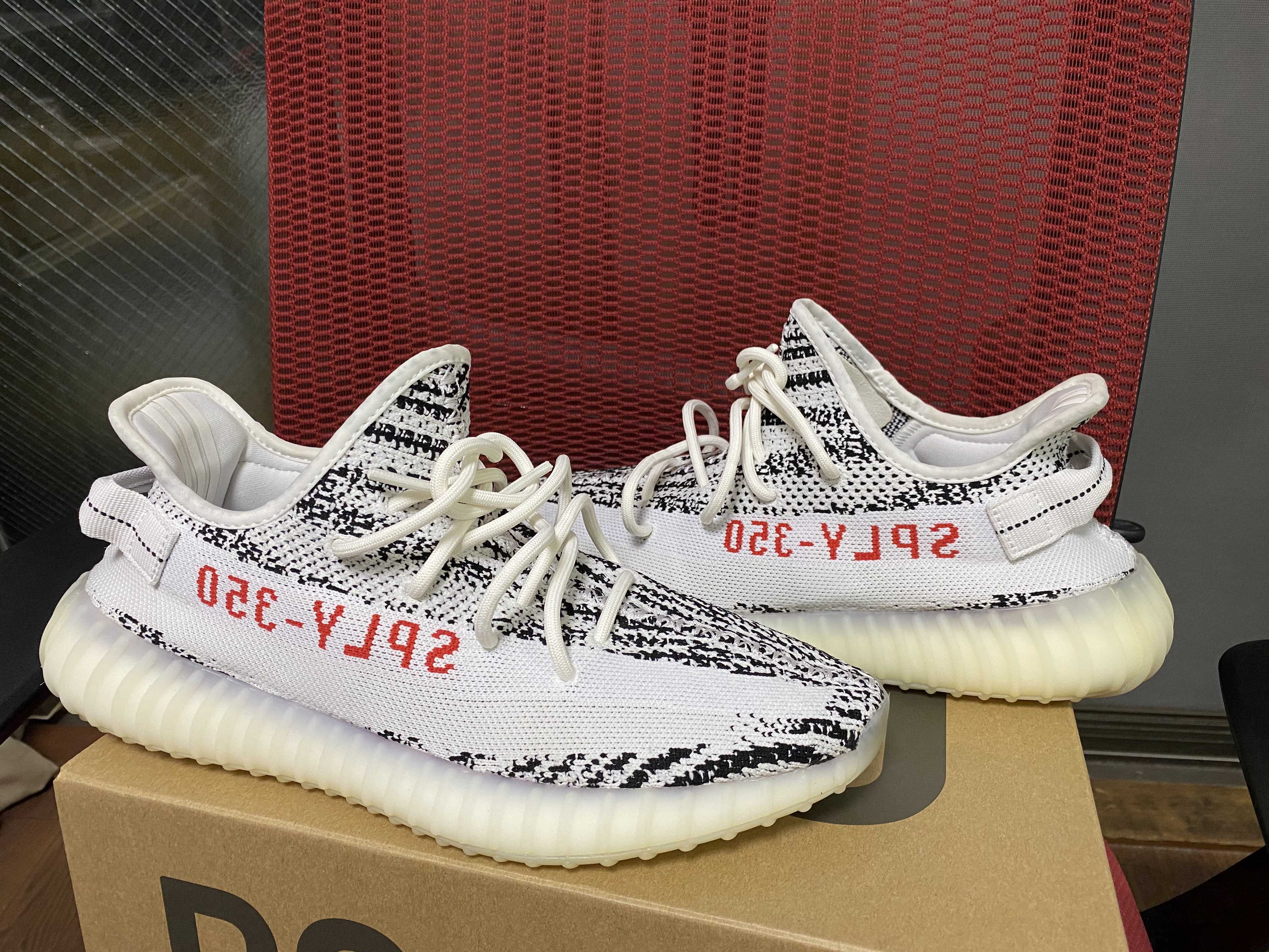 adidas YEEZY Boost 350 V2 "Zebra"