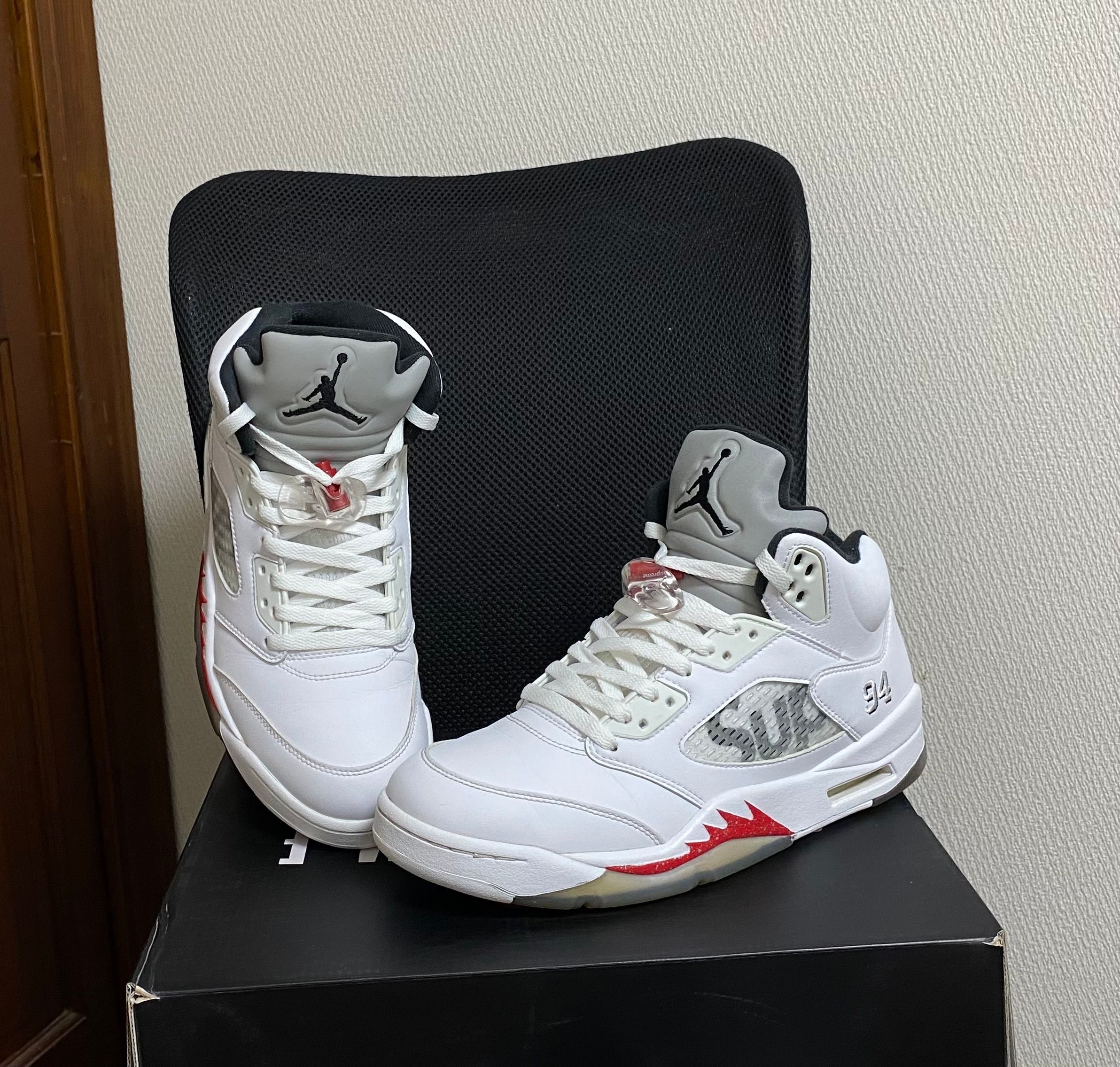 Supreme × Nike Air Jordan 5 Retro "White"