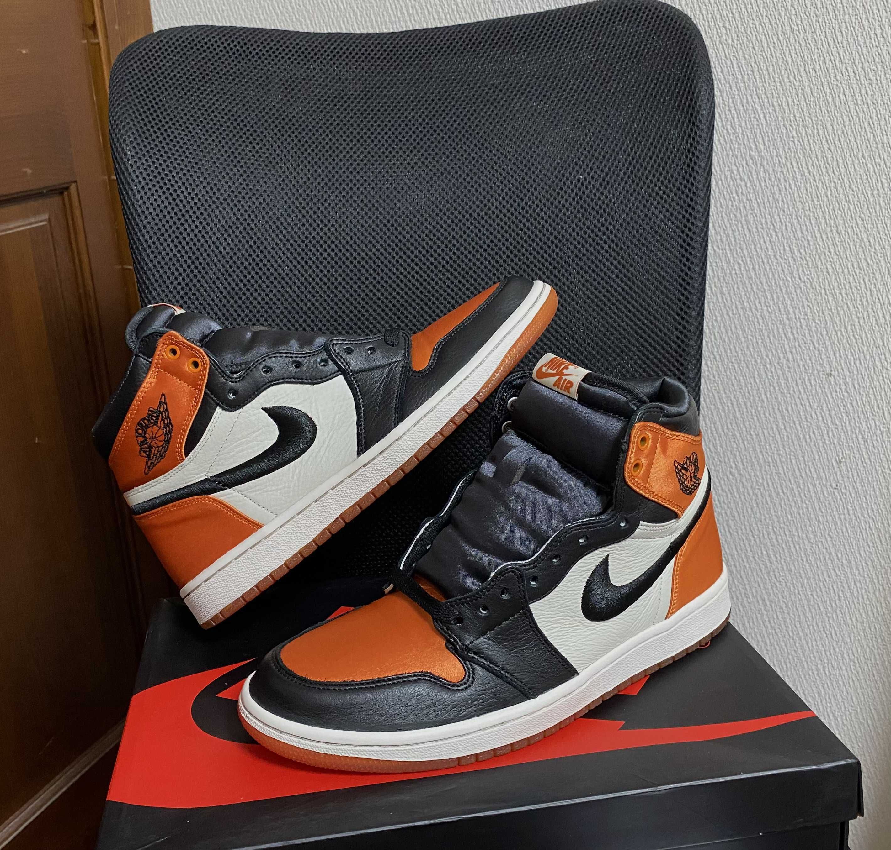 Nike Women's Air Jordan 1 High "Satin Shattered Backboard"