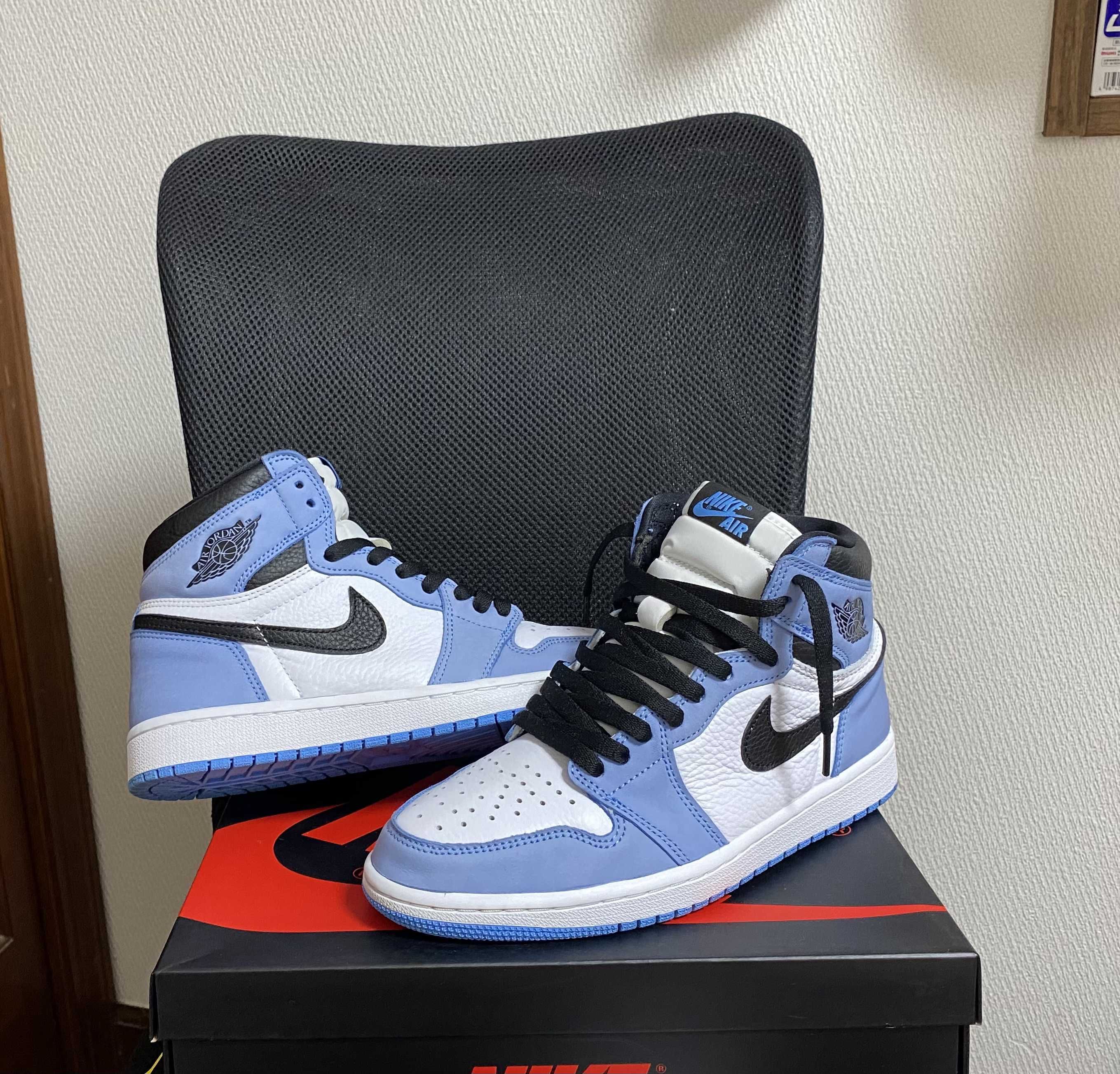 Nike Air Jordan 1 High OG "University Blue"
