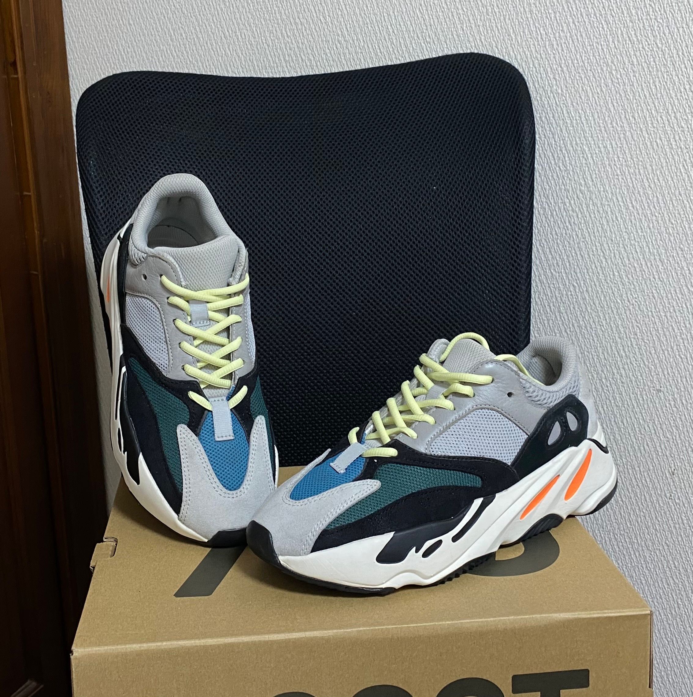 adidas YEEZY Boost 700 "Wave Runner"